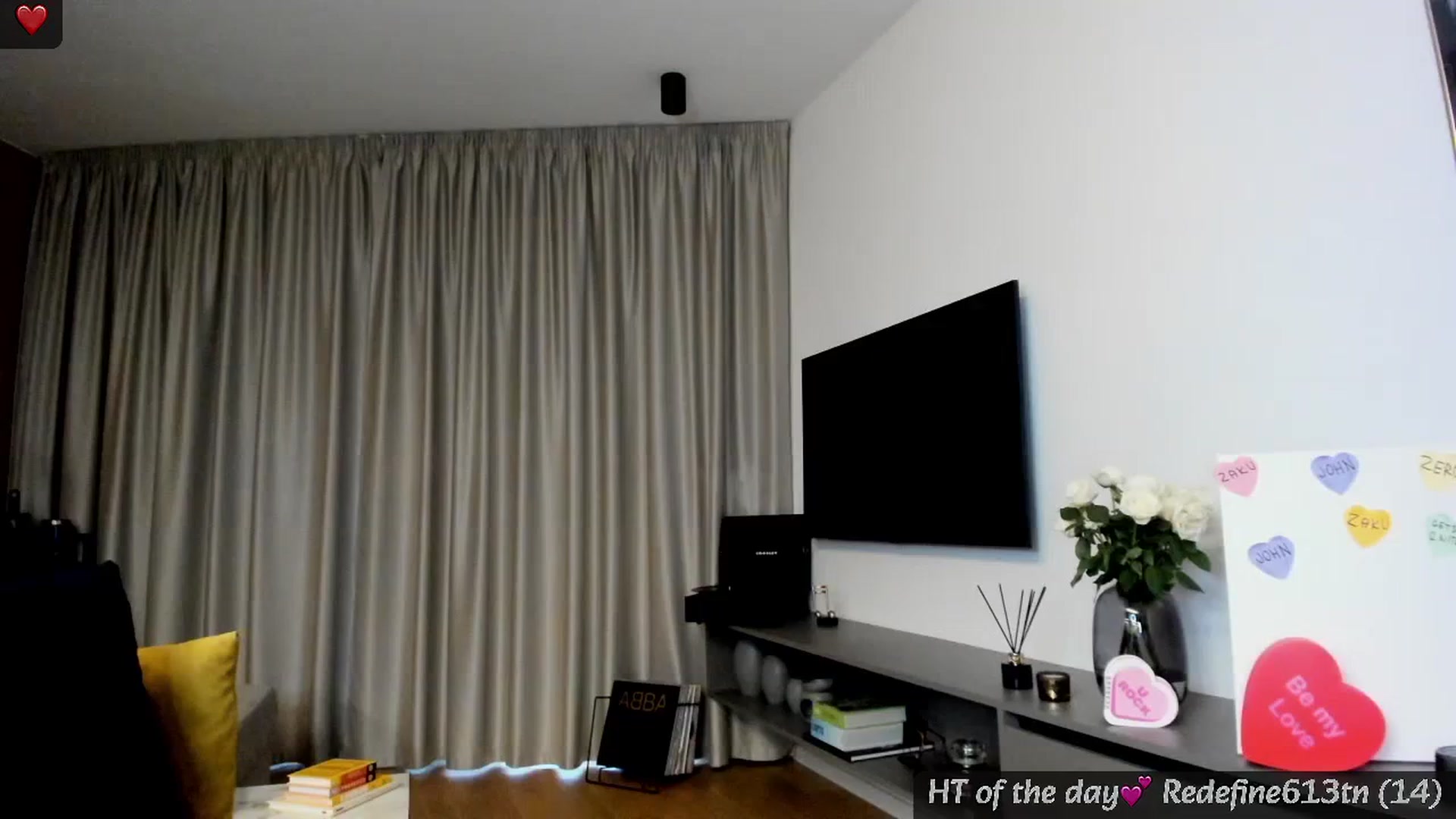 Gallery image thumbnail from Mi_Ha's myfreecams stream on, 02/05/2025, 16:24 image 6 of 20