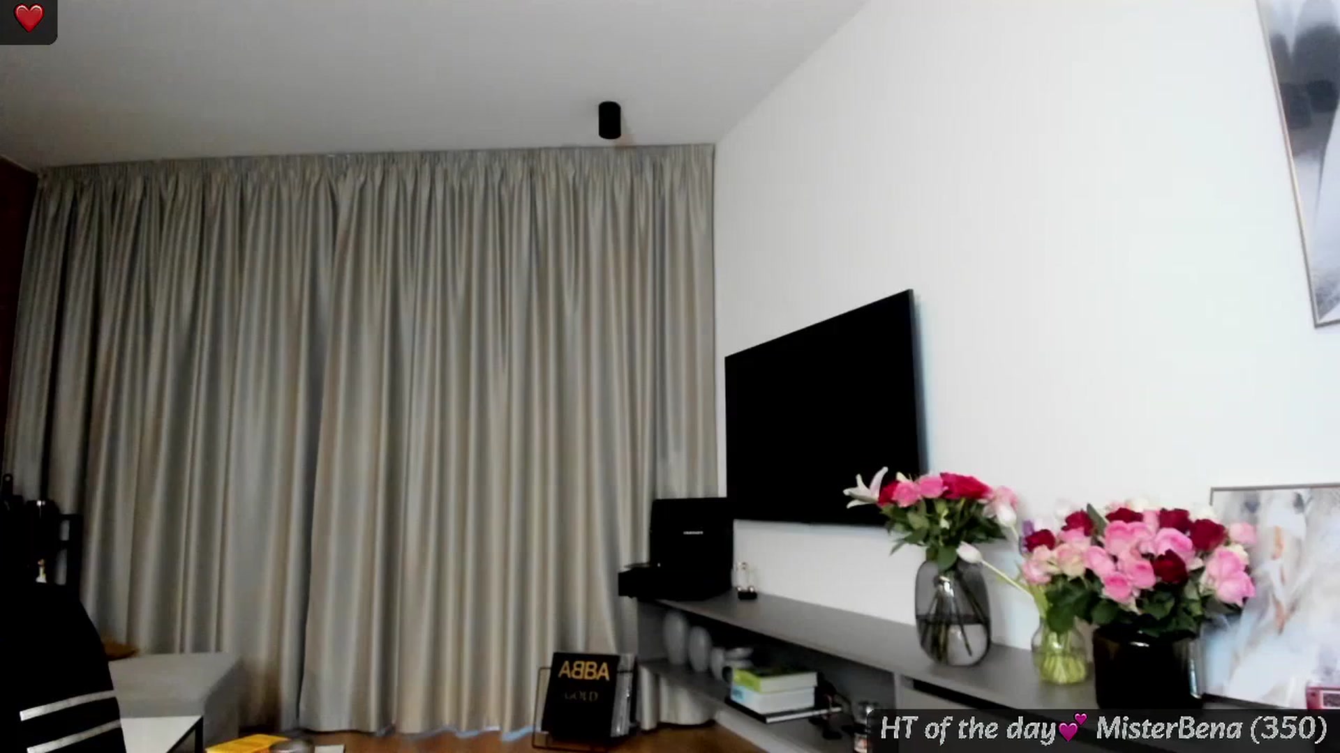 Gallery image thumbnail from Mi_Ha's myfreecams stream on, 02/15/2025, 16:25 image 14 of 20