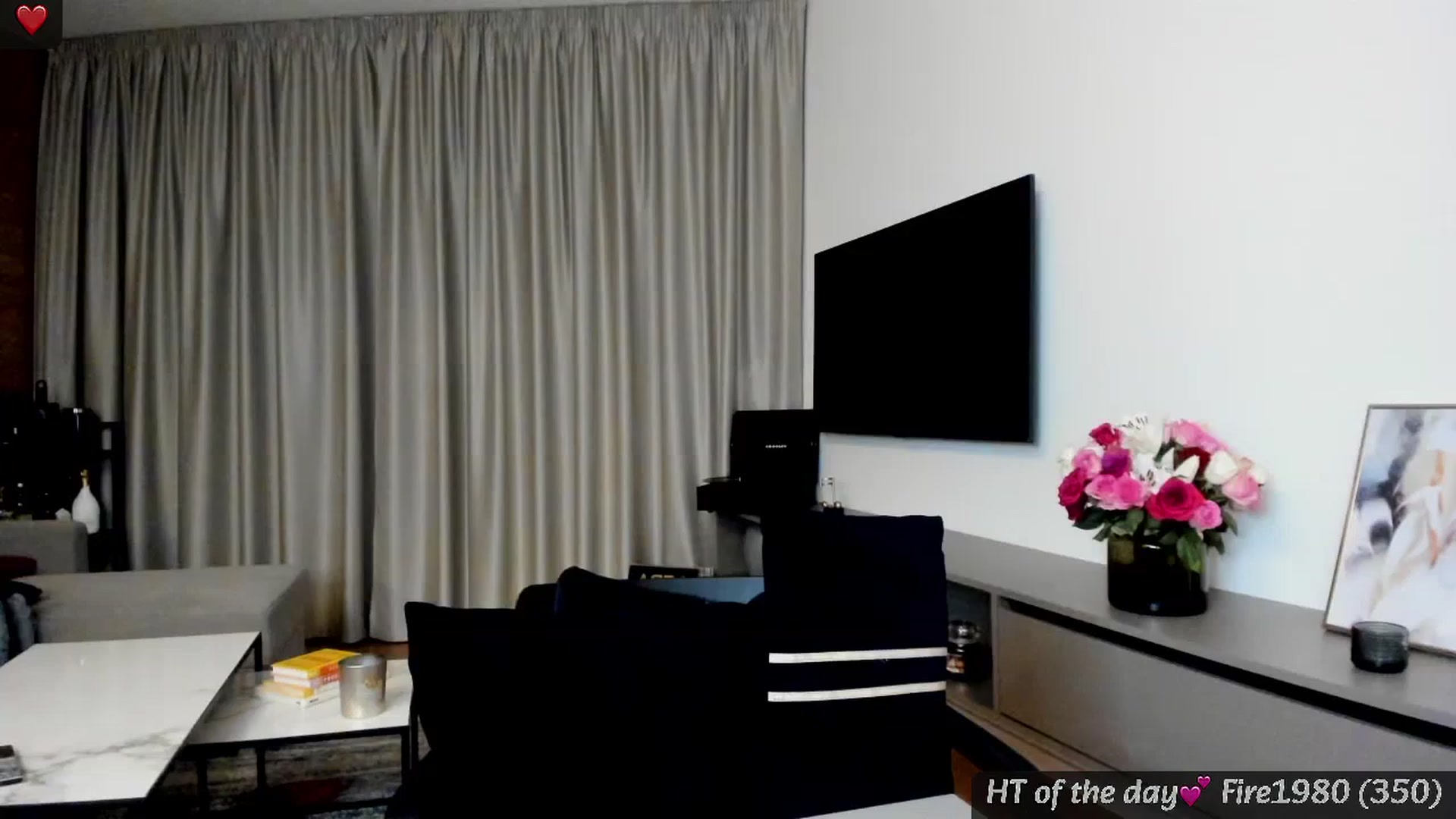 Gallery image thumbnail from Mi_Ha's myfreecams stream on, 02/19/2025, 18:11 image 8 of 20