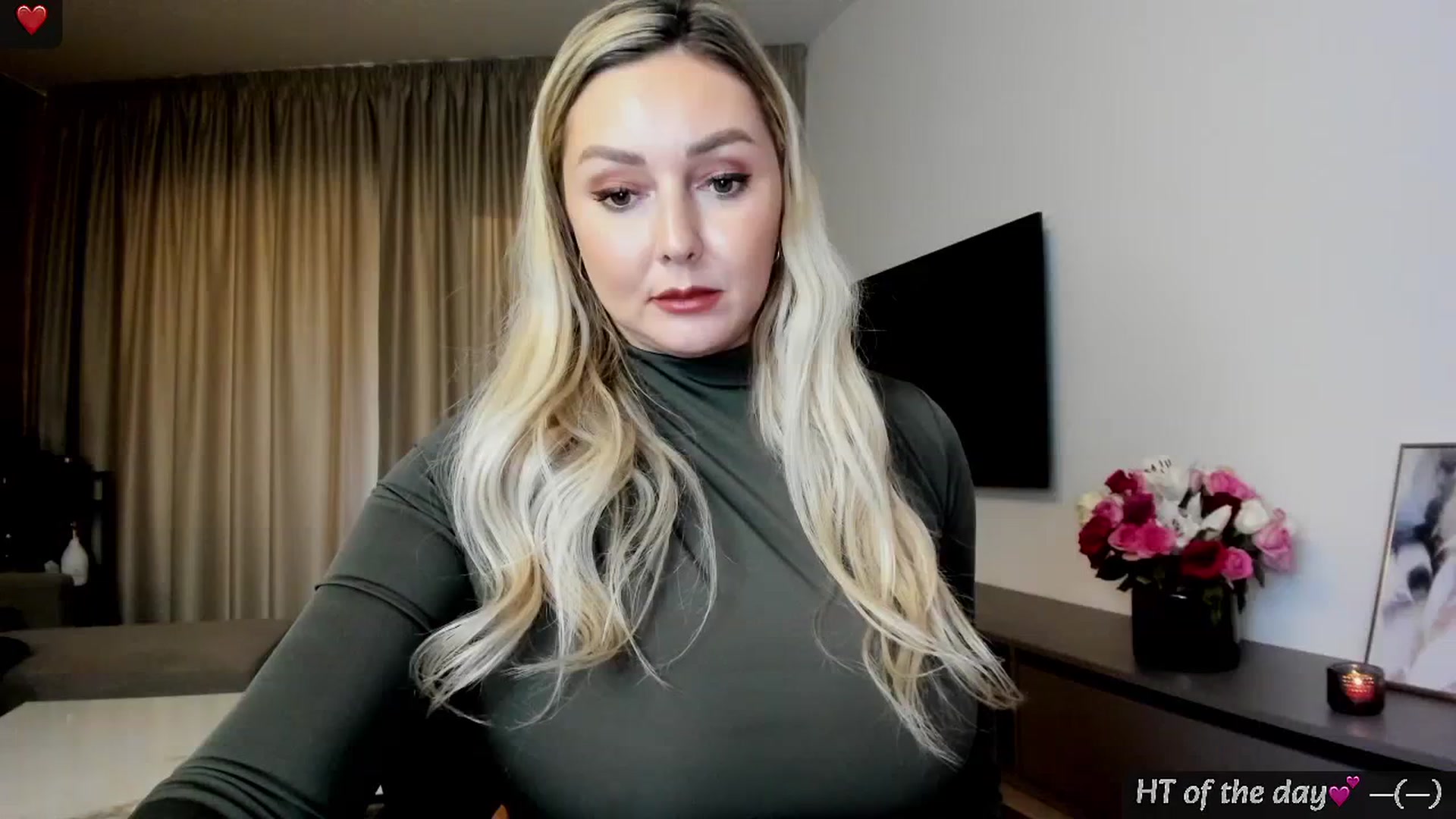 Gallery image thumbnail from Mi_Ha's myfreecams stream on, 02/20/2025, 15:48 image 8 of 20