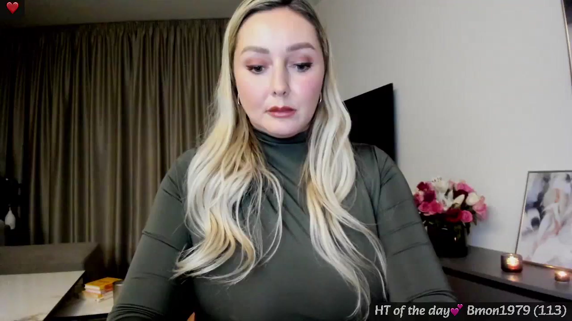 Gallery image thumbnail from Mi_Ha's myfreecams stream on, 02/20/2025, 18:06 image 5 of 20
