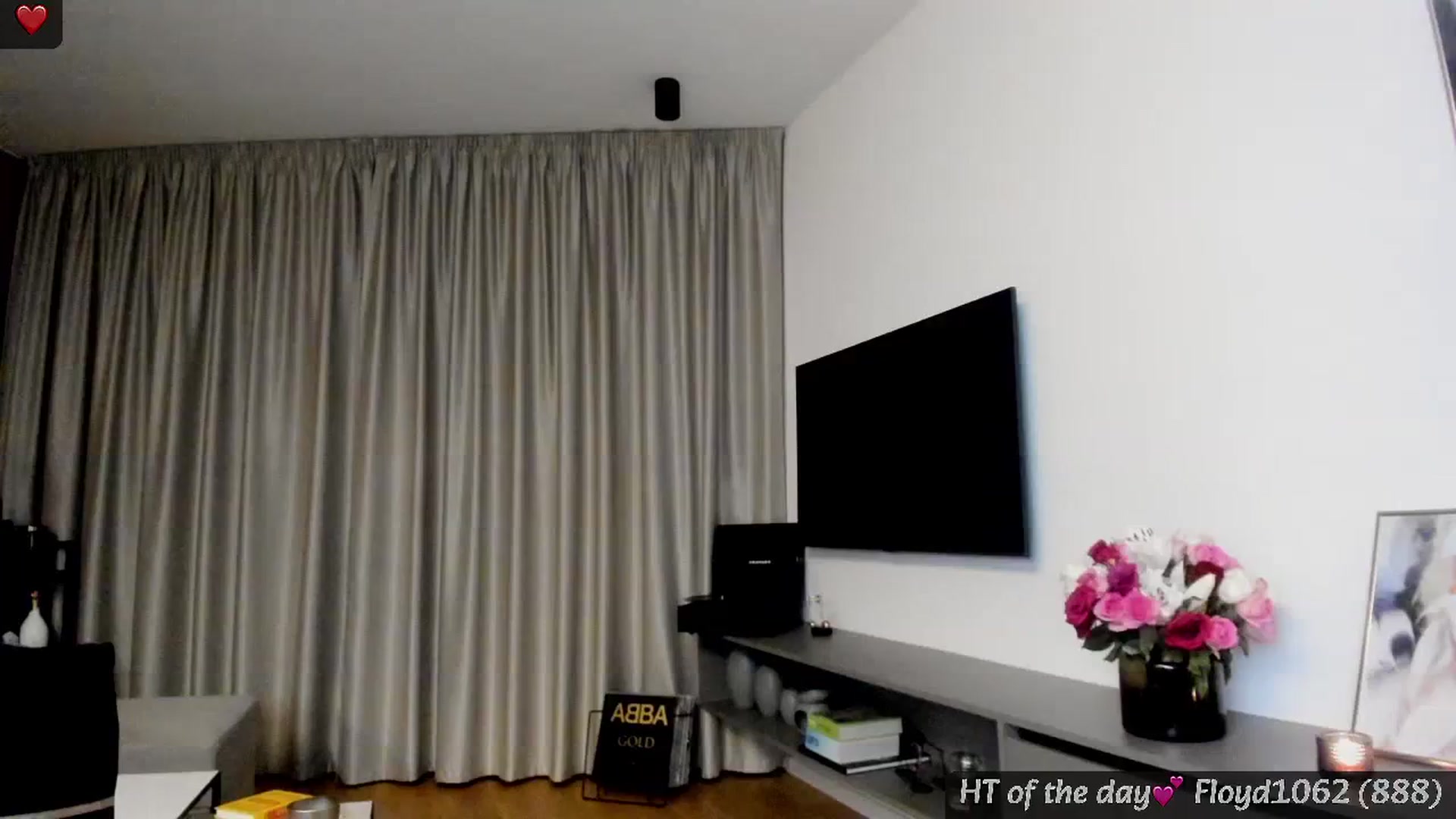 Gallery image thumbnail from Mi_Ha's myfreecams stream on, 02/20/2025, 18:06 image 10 of 20
