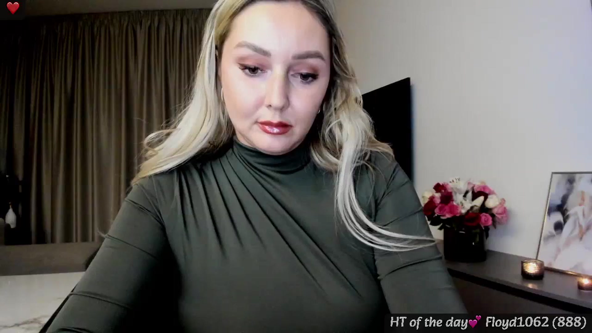 Gallery image thumbnail from Mi_Ha's myfreecams stream on, 02/20/2025, 22:25 image 8 of 20