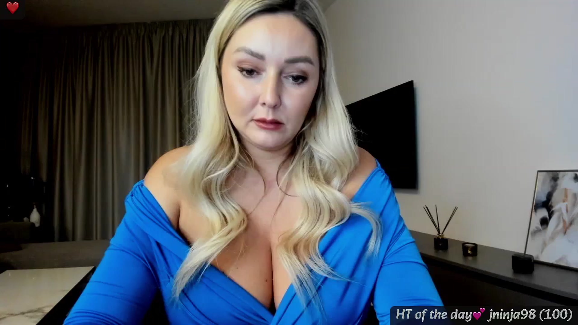 Gallery image thumbnail from Mi_Ha's myfreecams stream on, 02/25/2025, 16:28 image 11 of 20