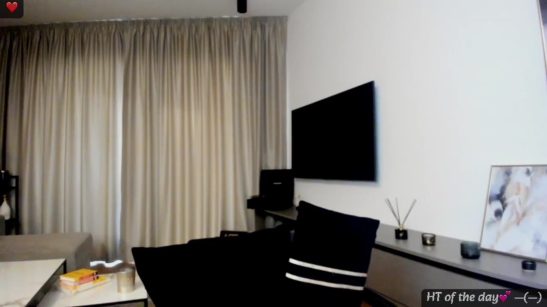 Gallery image thumbnail from Mi_Ha's myfreecams stream on, 02/26/2025, 14:07 image 7 of 20