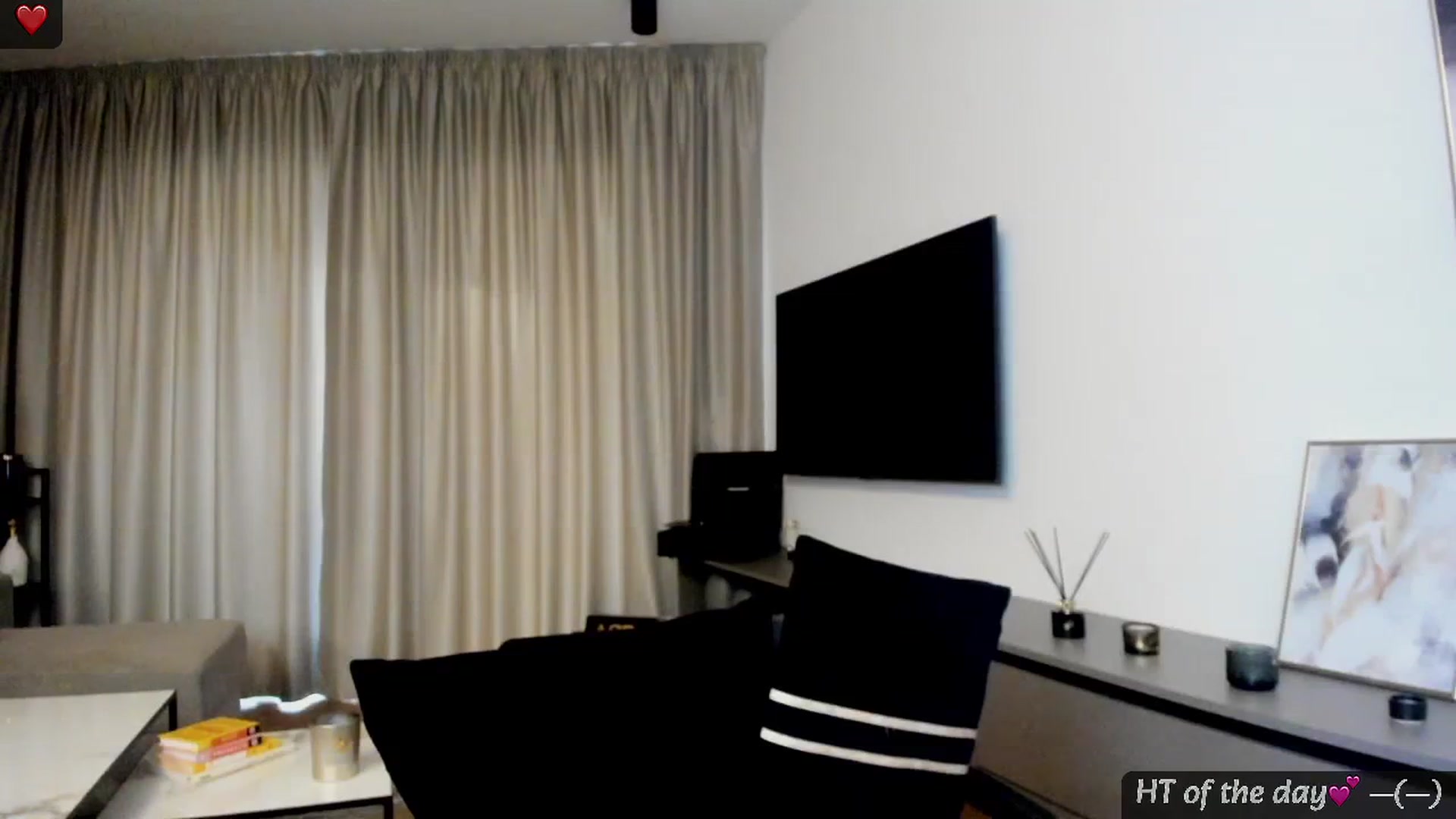 Gallery image thumbnail from Mi_Ha's myfreecams stream on, 02/26/2025, 14:07 image 9 of 20
