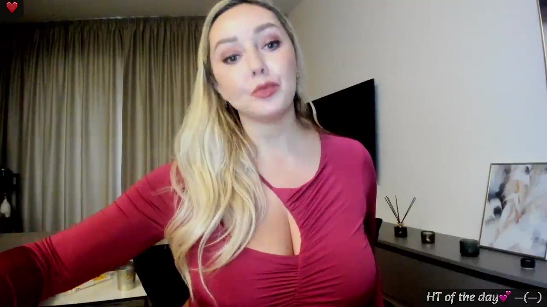 Gallery image thumbnail from Mi_Ha's myfreecams stream on, 02/26/2025, 14:07 image 2 of 20