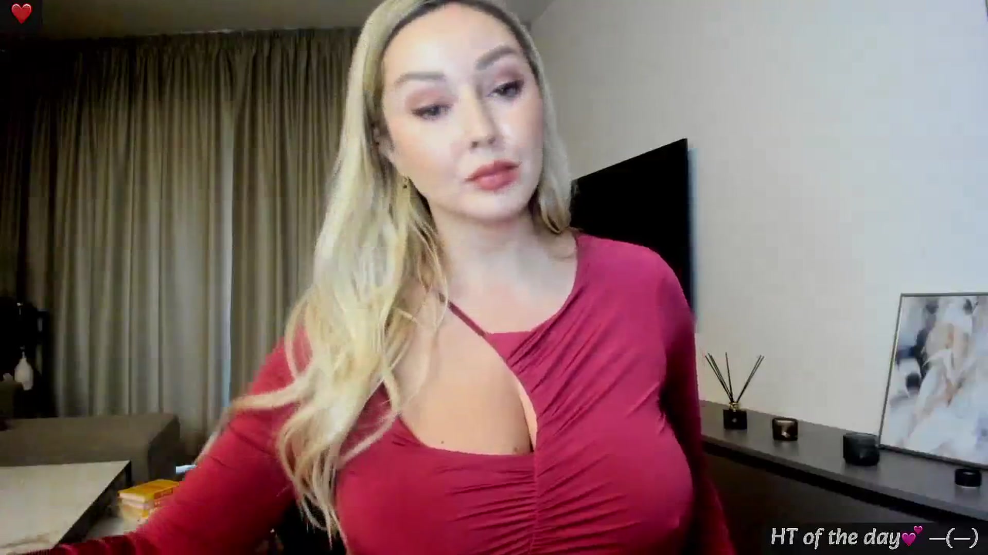 Gallery image thumbnail from Mi_Ha's myfreecams stream on, 02/26/2025, 14:07 image 11 of 20