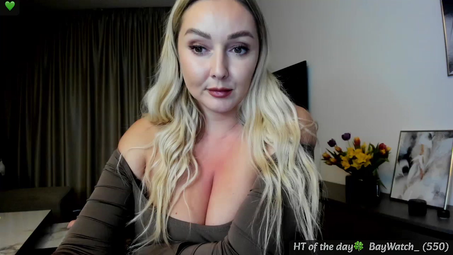Gallery image thumbnail from Mi_Ha's myfreecams stream on, 03/24/2025, 18:21 image 5 of 20