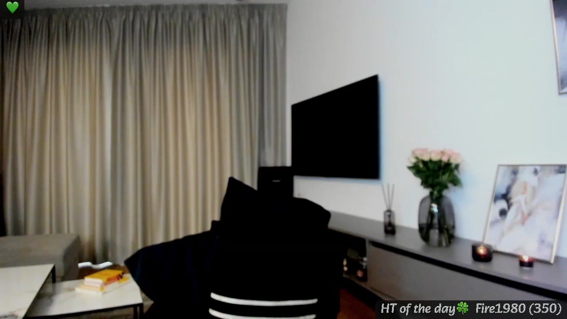 Gallery image thumbnail from Mi_Ha's myfreecams stream on, 03/31/2025, 17:10 image 7 of 20