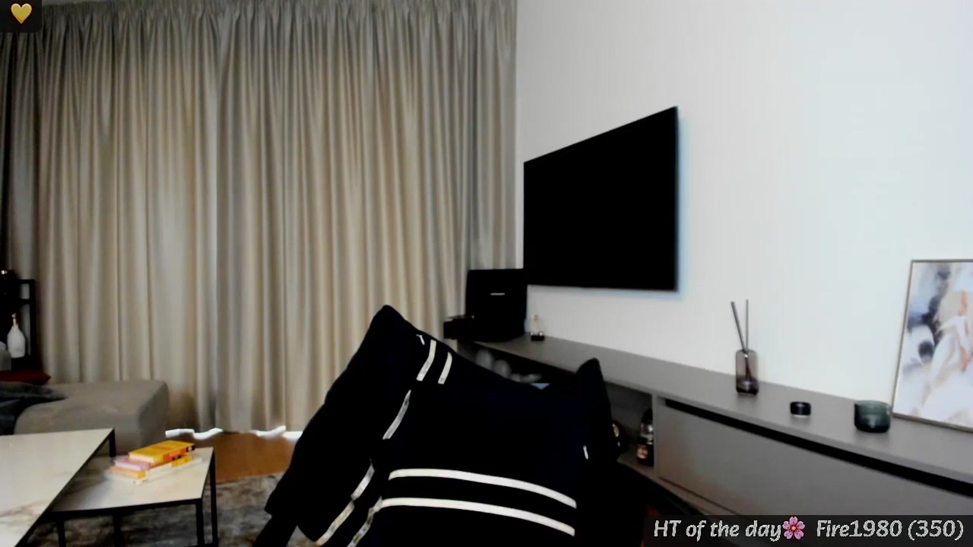 Gallery image thumbnail from Mi_Ha's myfreecams stream on, 04/23/2025, 15:44 image 16 of 20