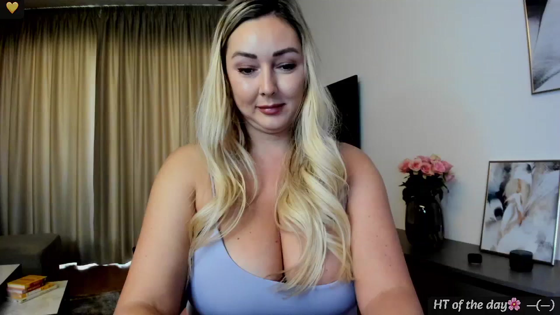 Gallery image thumbnail from Mi_Ha's myfreecams stream on, 04/28/2025, 13:14 image 6 of 20