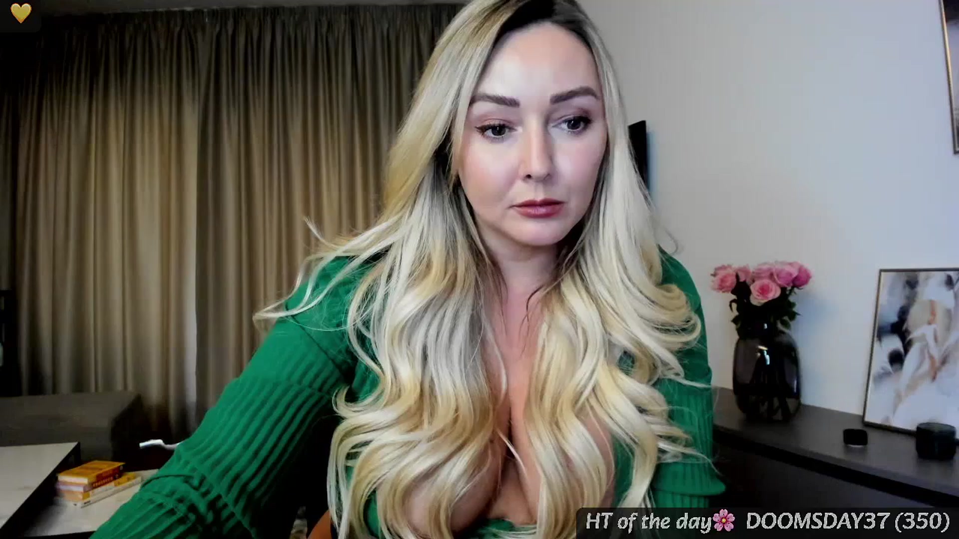 Gallery image thumbnail from Mi_Ha's myfreecams stream on, 04/29/2025, 17:50 image 6 of 20