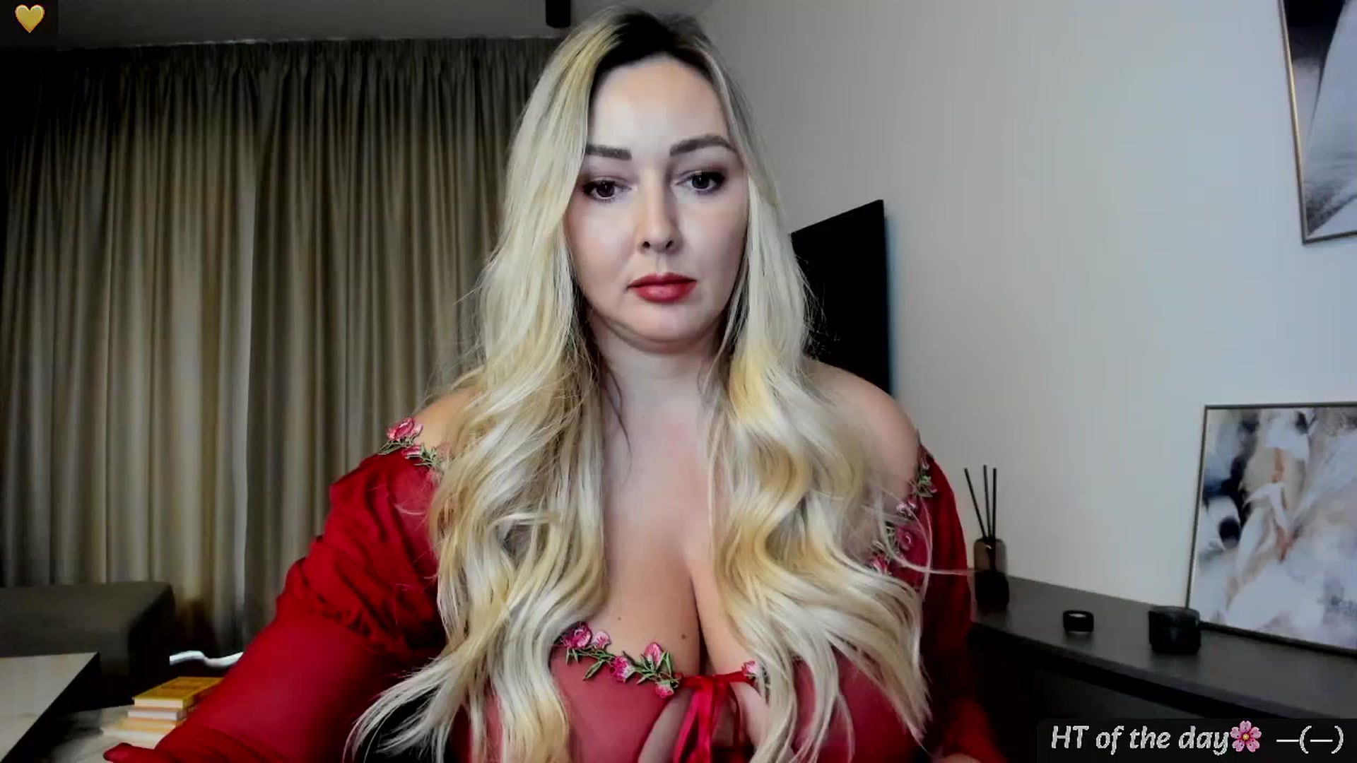 Gallery image thumbnail from Mi_Ha's myfreecams stream on, 05/02/2025, 14:40 image 2 of 20