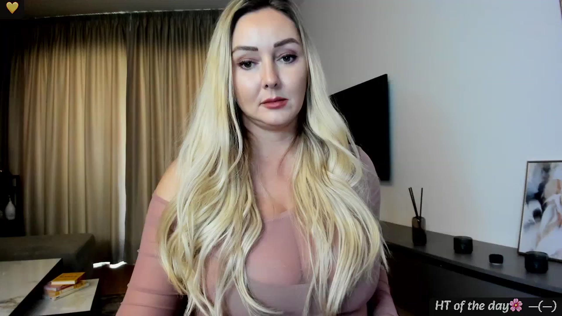 Gallery image thumbnail from Mi_Ha's myfreecams stream on, 05/10/2025, 14:44 image 2 of 20