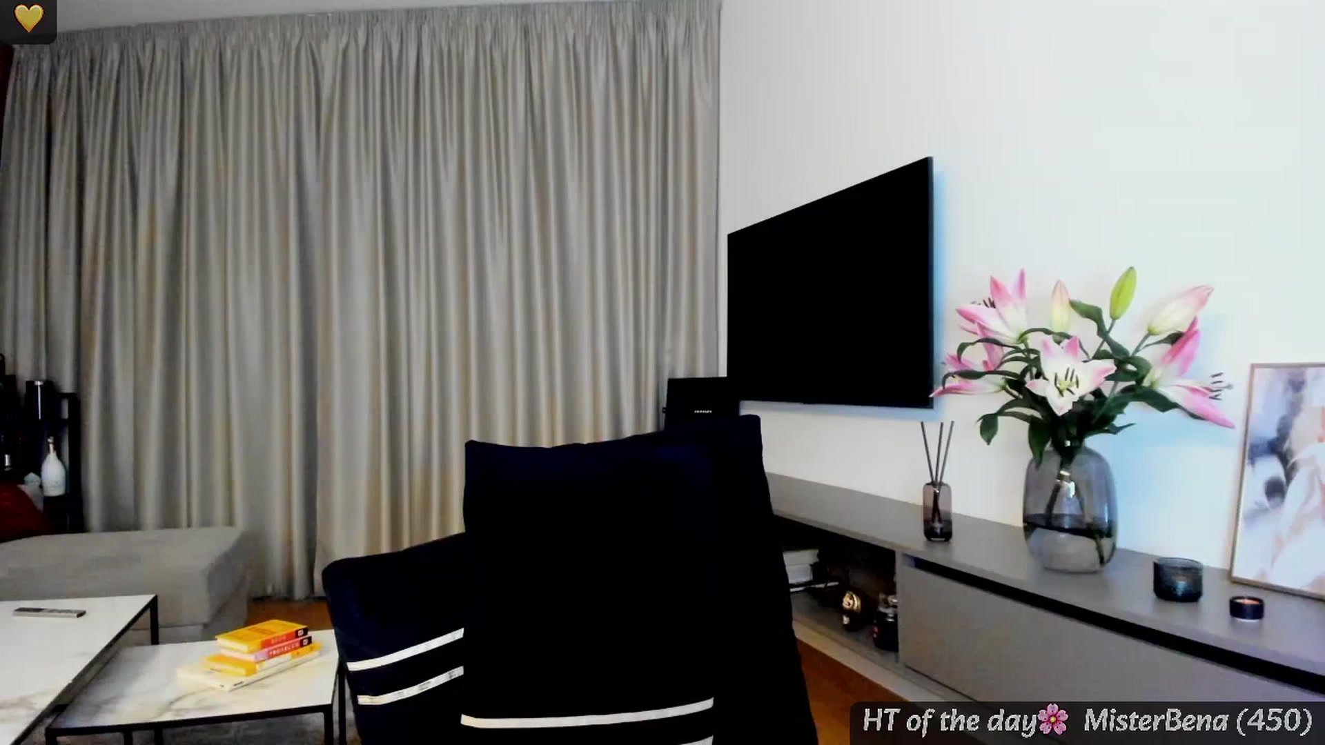 Gallery image thumbnail from Mi_Ha's myfreecams stream on, 05/28/2025, 16:44 image 3 of 20