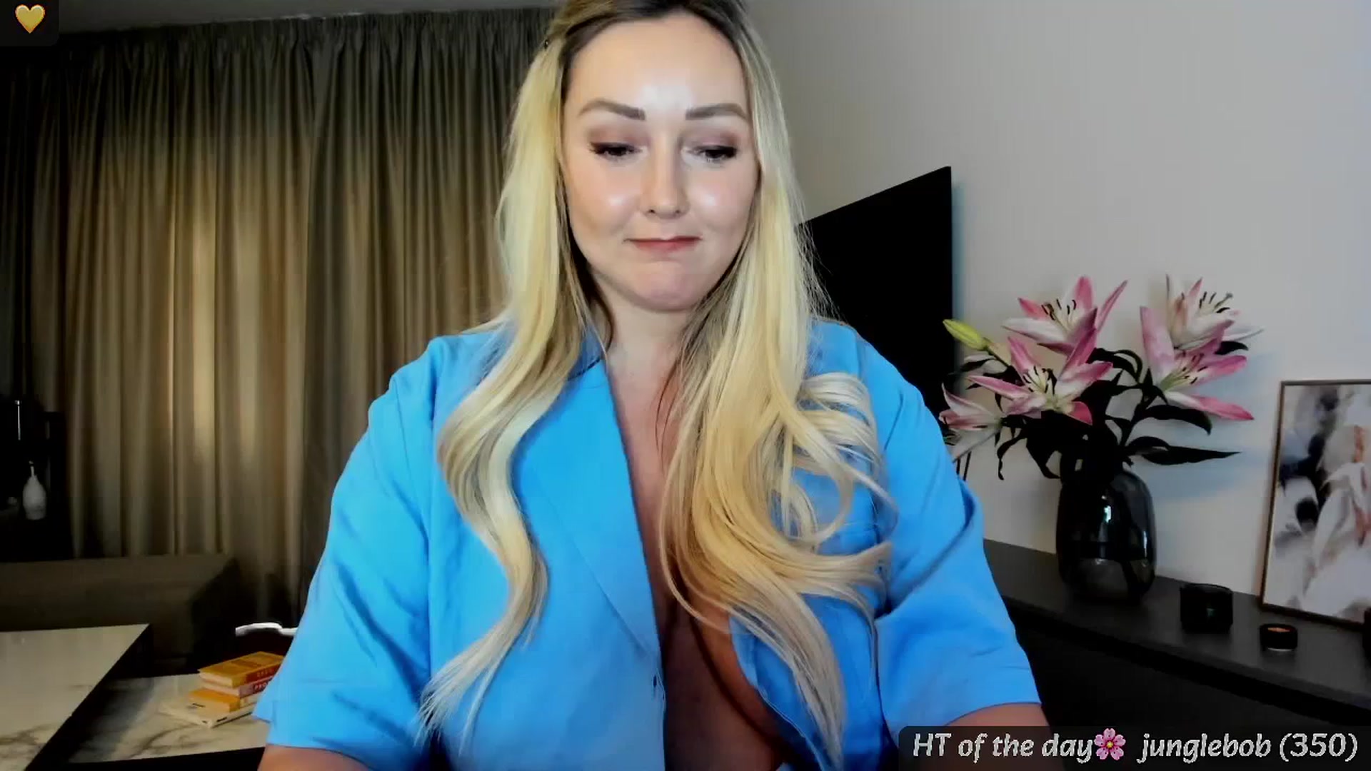Gallery image thumbnail from Mi_Ha's myfreecams stream on, 05/30/2025, 17:20 image 18 of 20