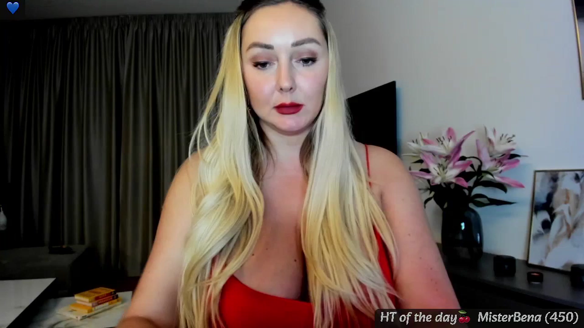 Gallery image thumbnail from Mi_Ha's myfreecams stream on, 06/01/2025, 23:44 image 15 of 20