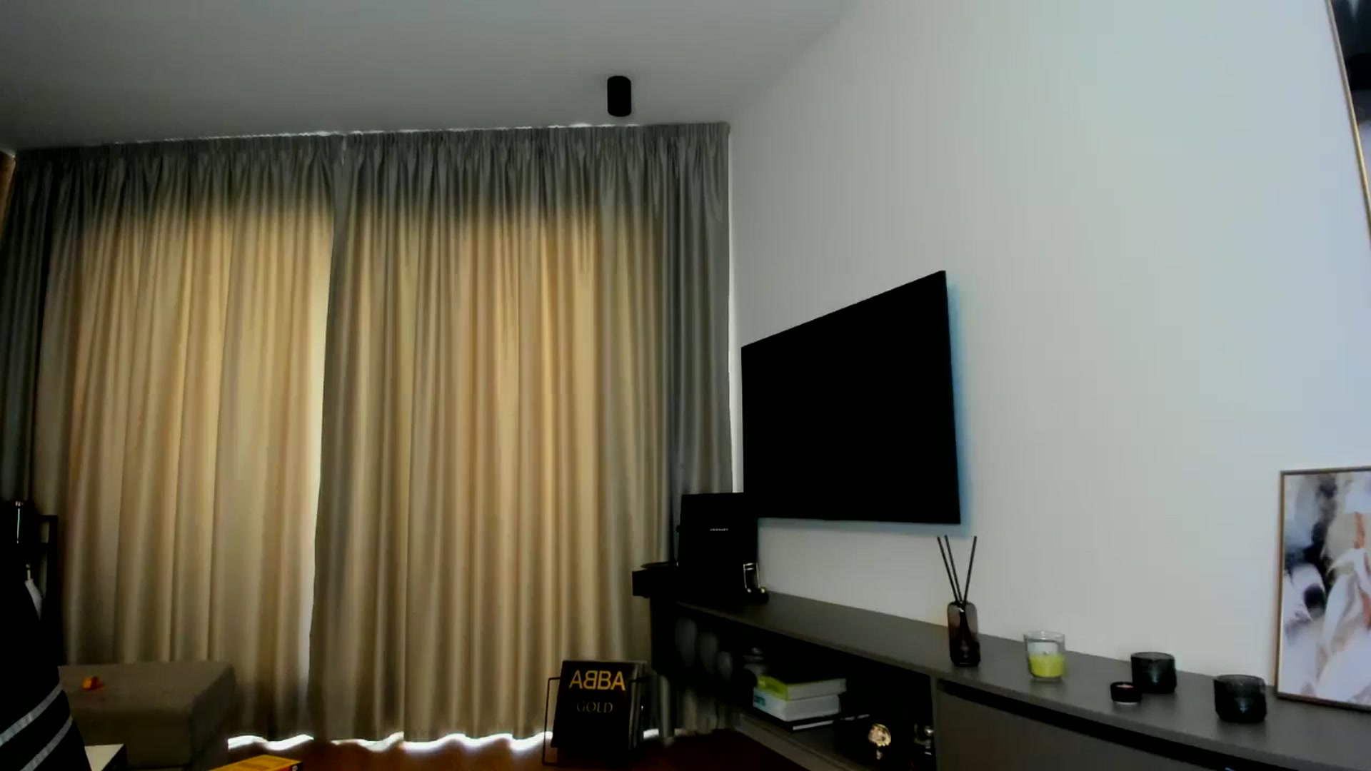 Gallery image thumbnail from Mi_Ha's myfreecams stream on, 06/20/2025, 14:40 image 8 of 20