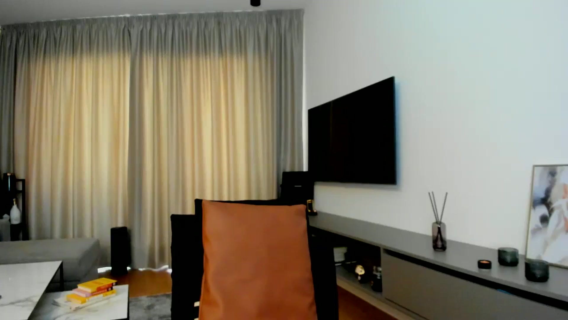 Gallery image thumbnail from Mi_Ha's myfreecams stream on, 07/01/2025, 16:57 image 2 of 20