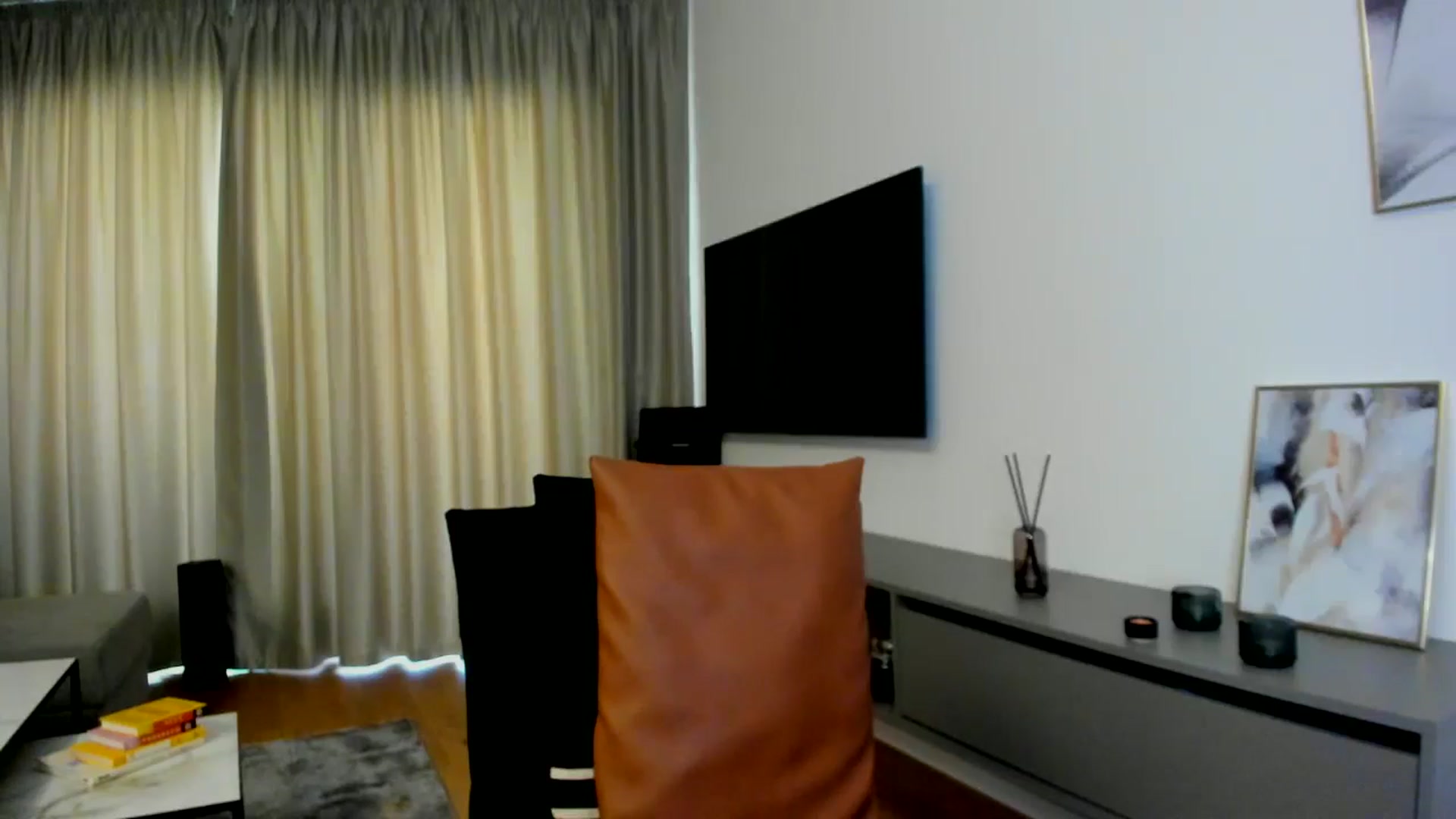 Gallery image thumbnail from Mi_Ha's myfreecams stream on, 07/02/2025, 14:20 image 9 of 20