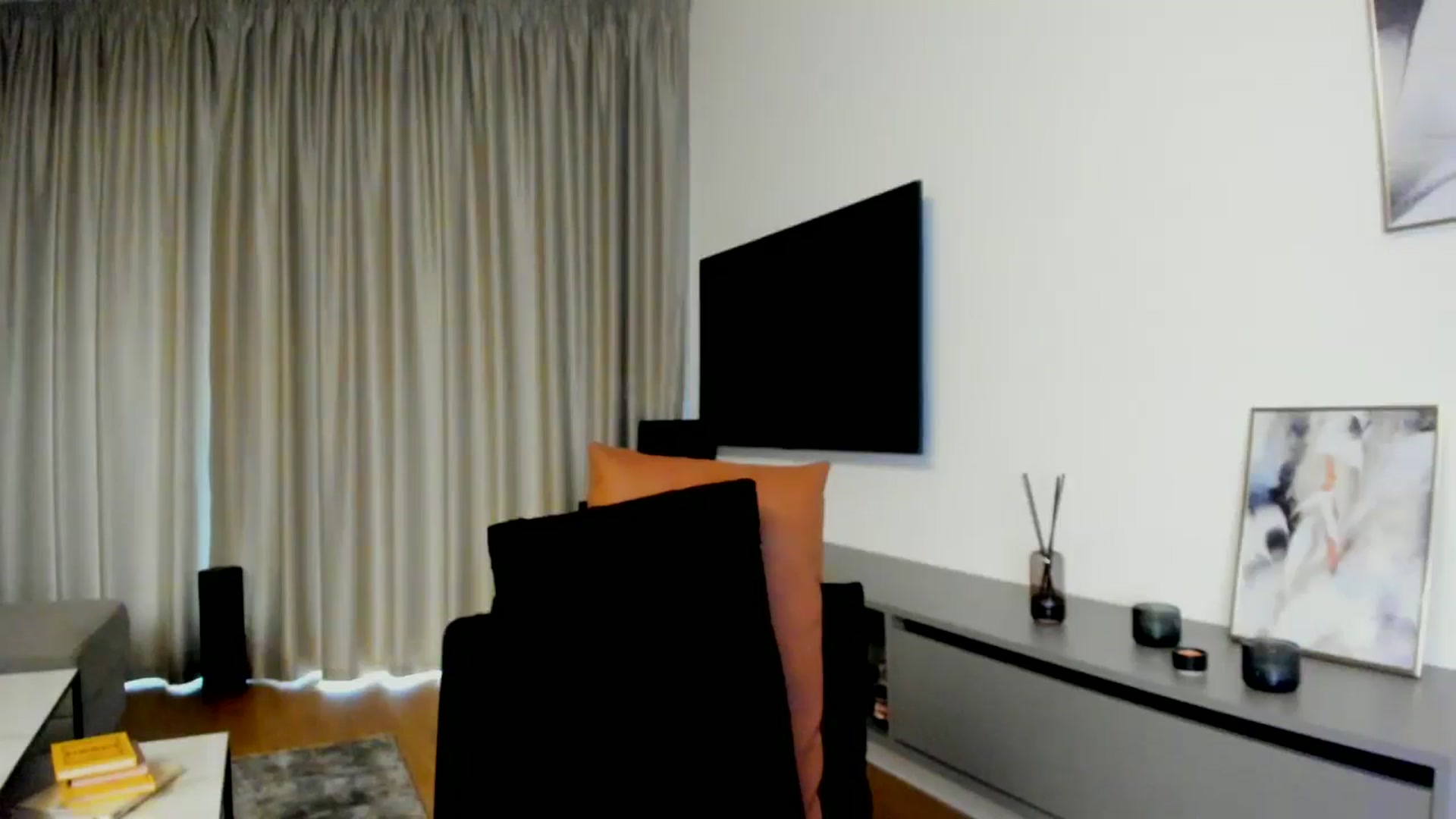 Gallery image thumbnail from Mi_Ha's myfreecams stream on, 07/03/2025, 15:40 image 10 of 20