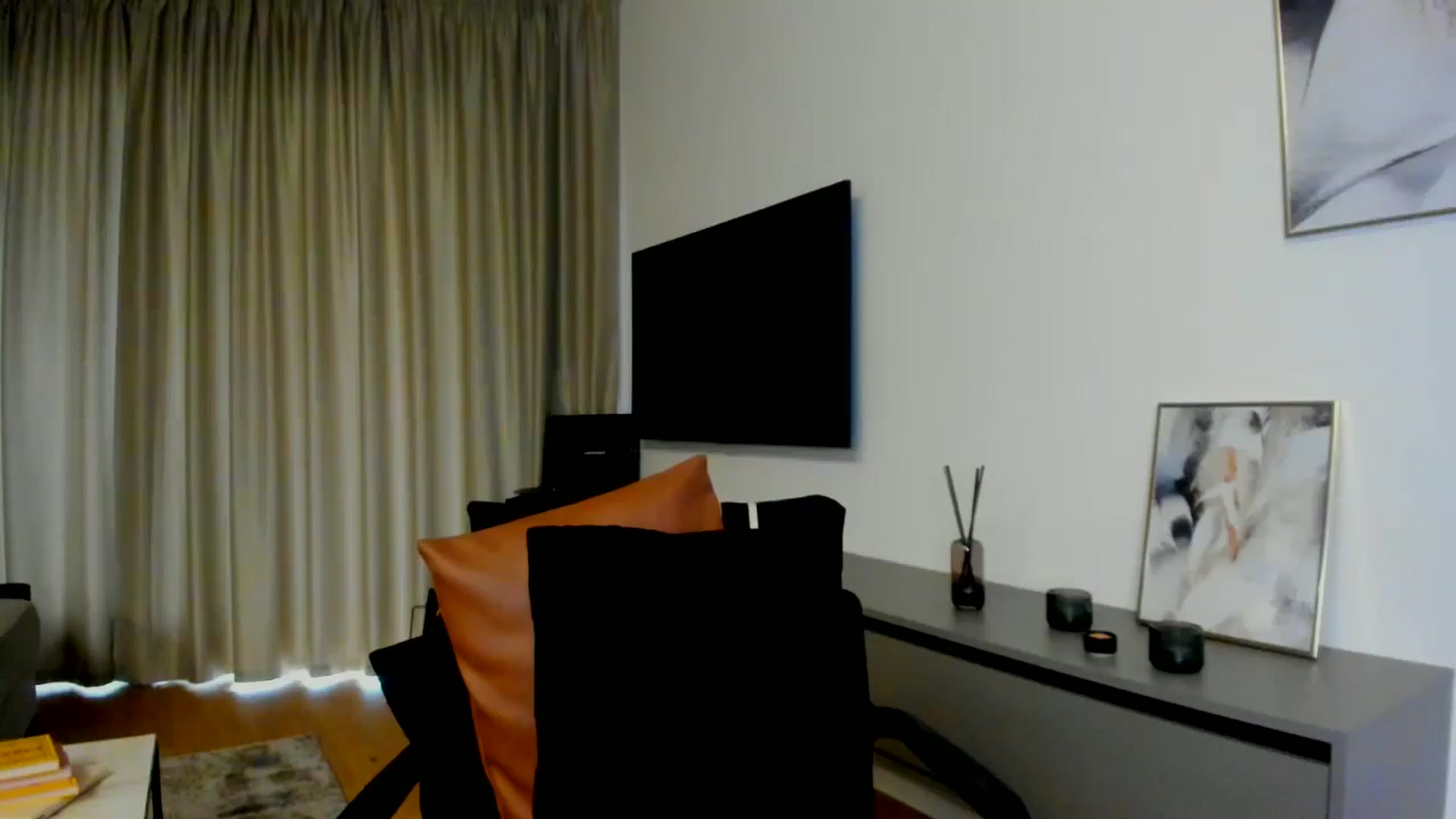 Gallery image thumbnail from Mi_Ha's myfreecams stream on, 07/08/2025, 15:00 image 17 of 20
