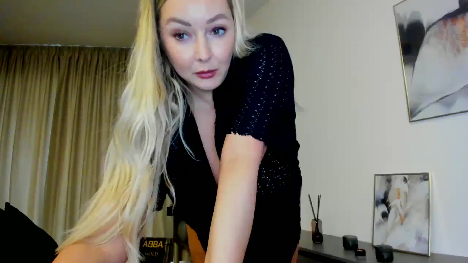 Gallery image thumbnail from Mi_Ha's myfreecams stream on, 07/08/2025, 15:00 image 20 of 20