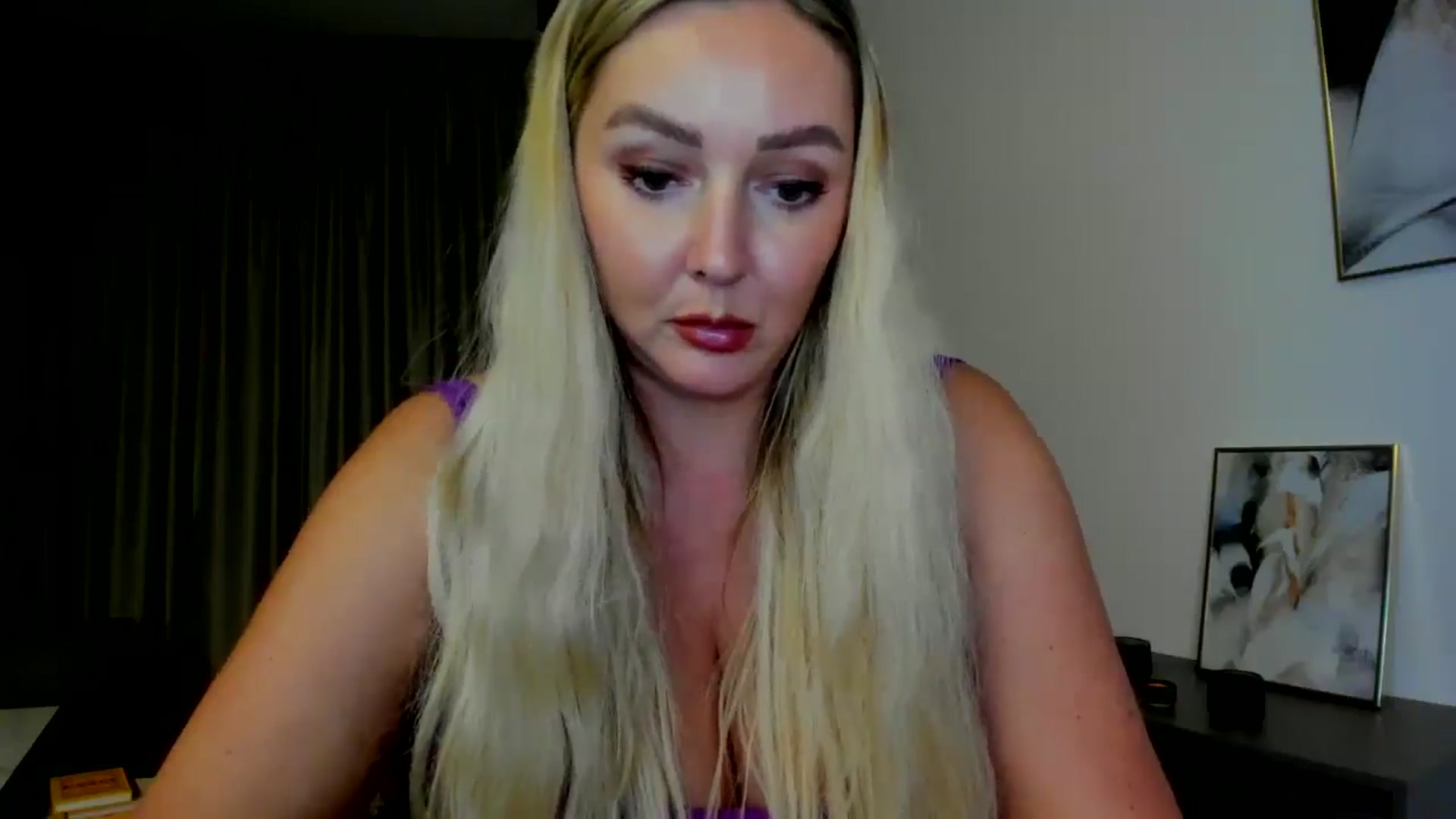 Gallery image thumbnail from Mi_Ha's myfreecams stream on, 07/09/2025, 21:30 image 7 of 20