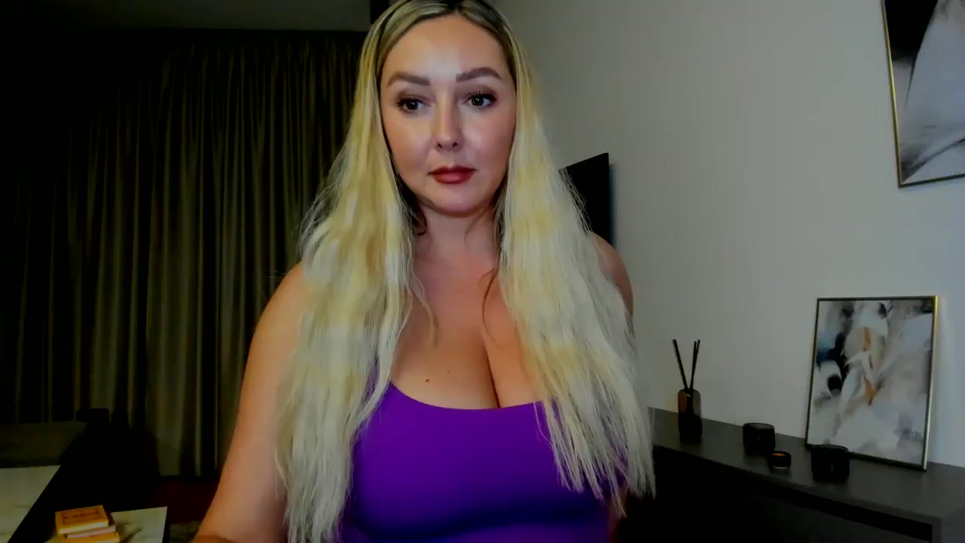 Gallery image thumbnail from Mi_Ha's myfreecams stream on, 07/09/2025, 21:30 image 15 of 20