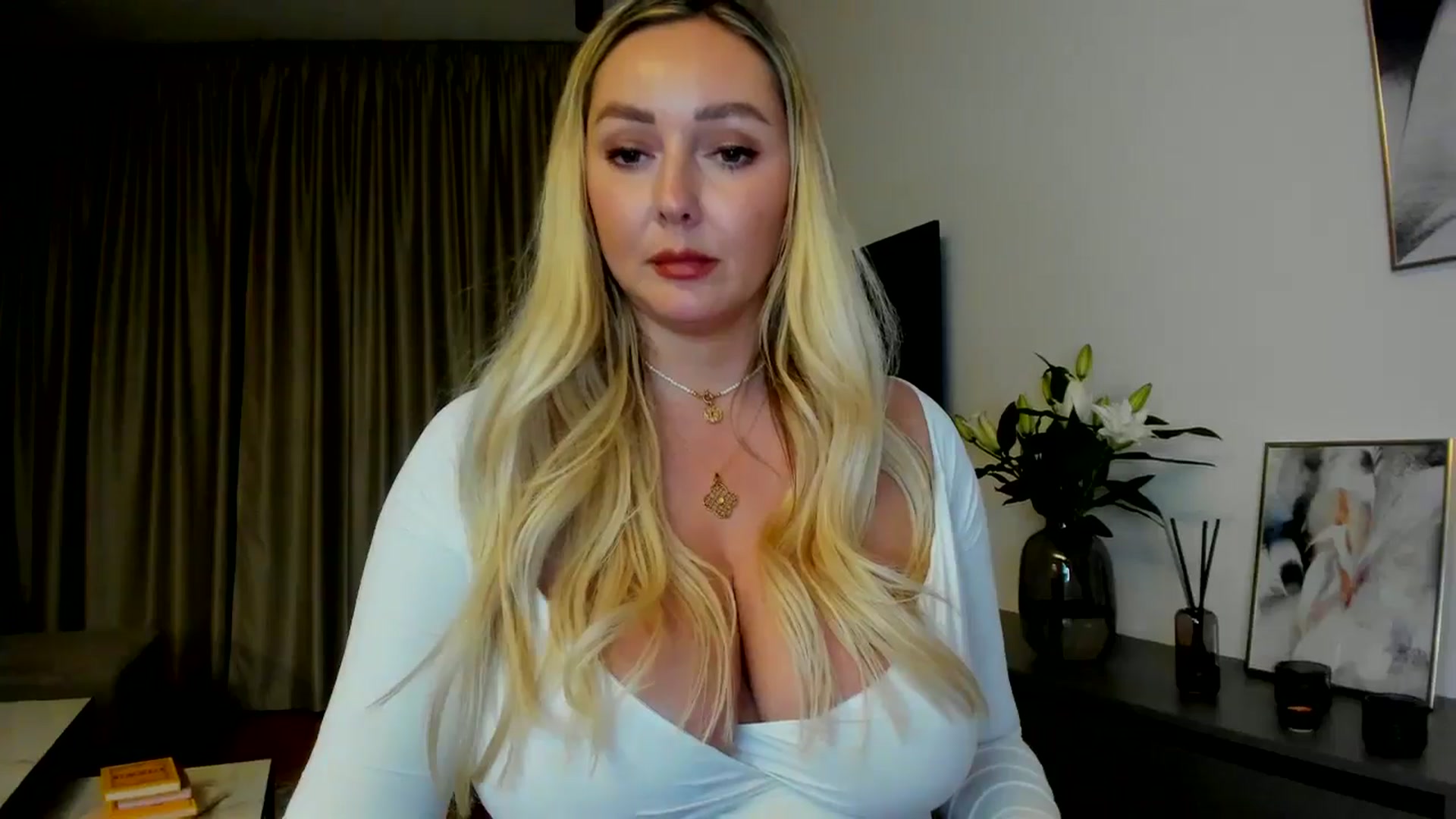 Gallery image thumbnail from Mi_Ha's myfreecams stream on, 07/13/2025, 21:24 image 20 of 20