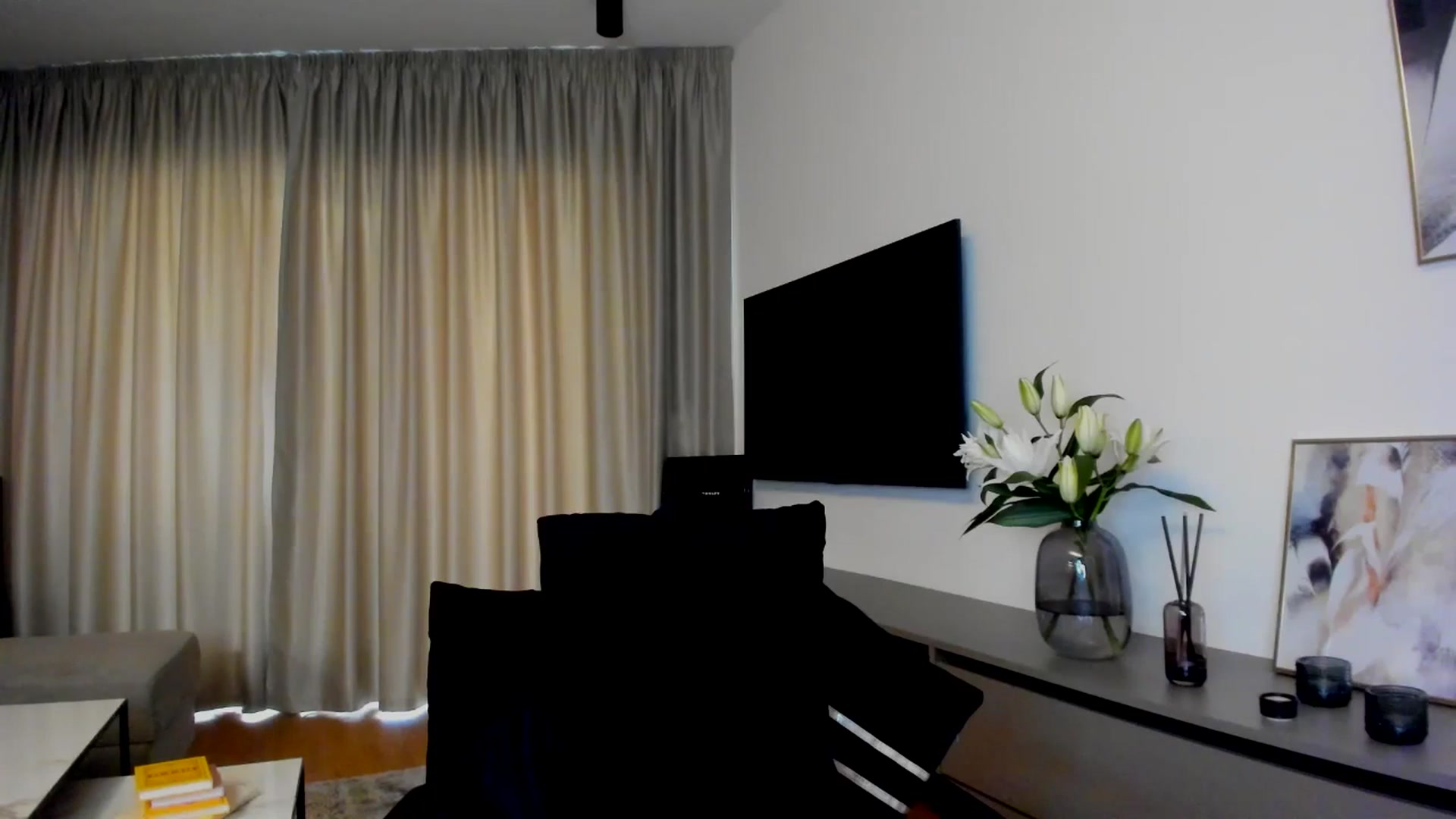 Gallery image thumbnail from Mi_Ha's myfreecams stream on, 07/15/2025, 15:58 image 16 of 20
