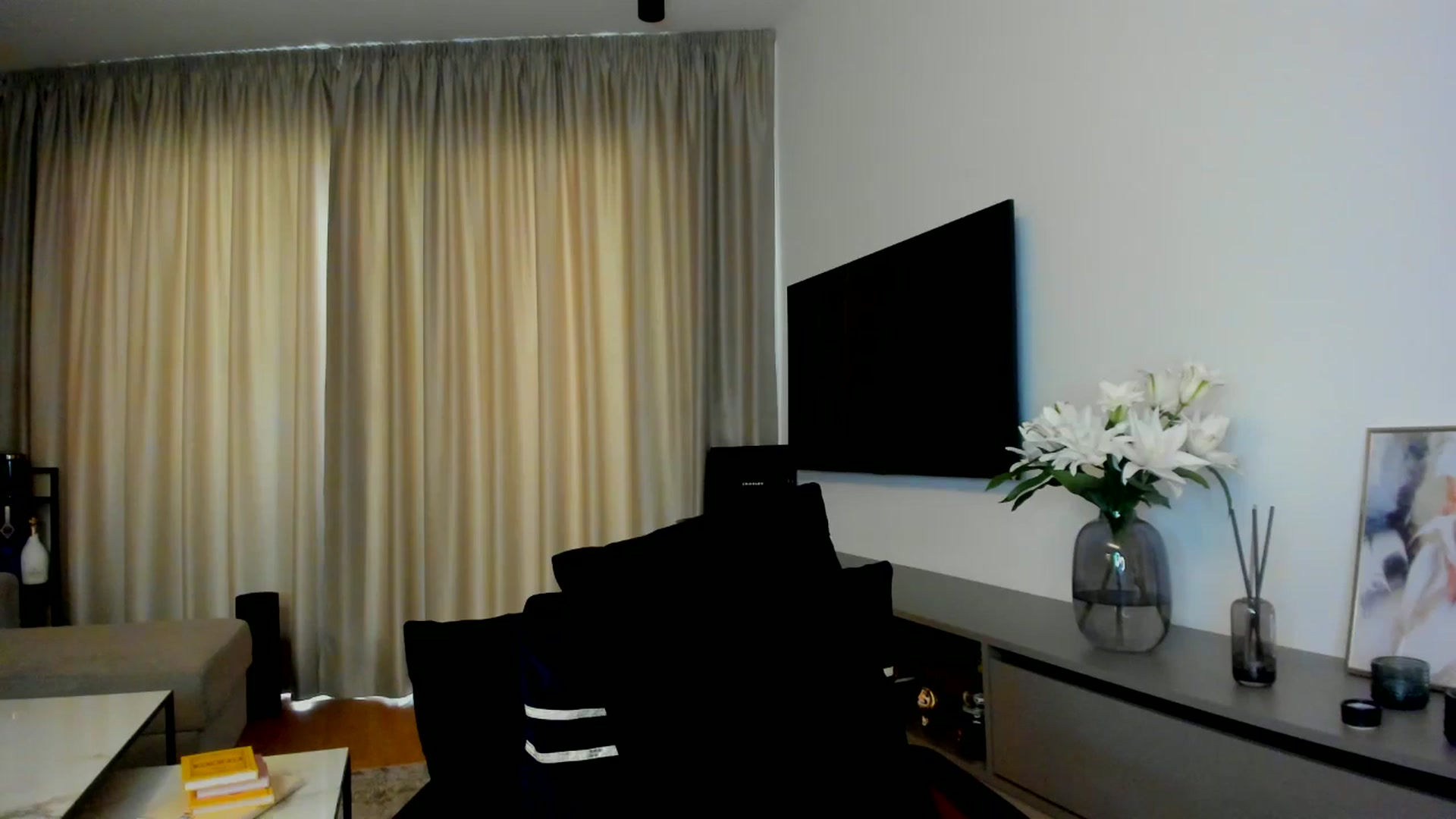 Gallery image thumbnail from Mi_Ha's myfreecams stream on, 07/18/2025, 14:30 image 4 of 20