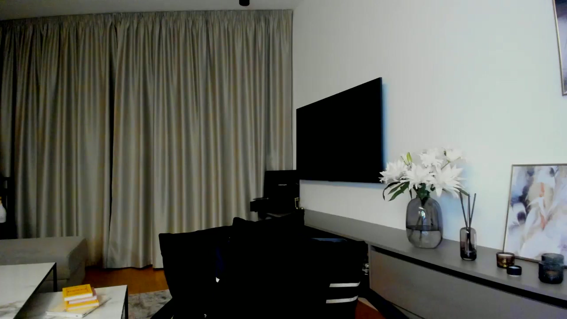 Gallery image thumbnail from Mi_Ha's myfreecams stream on, 07/20/2025, 21:03 image 10 of 20