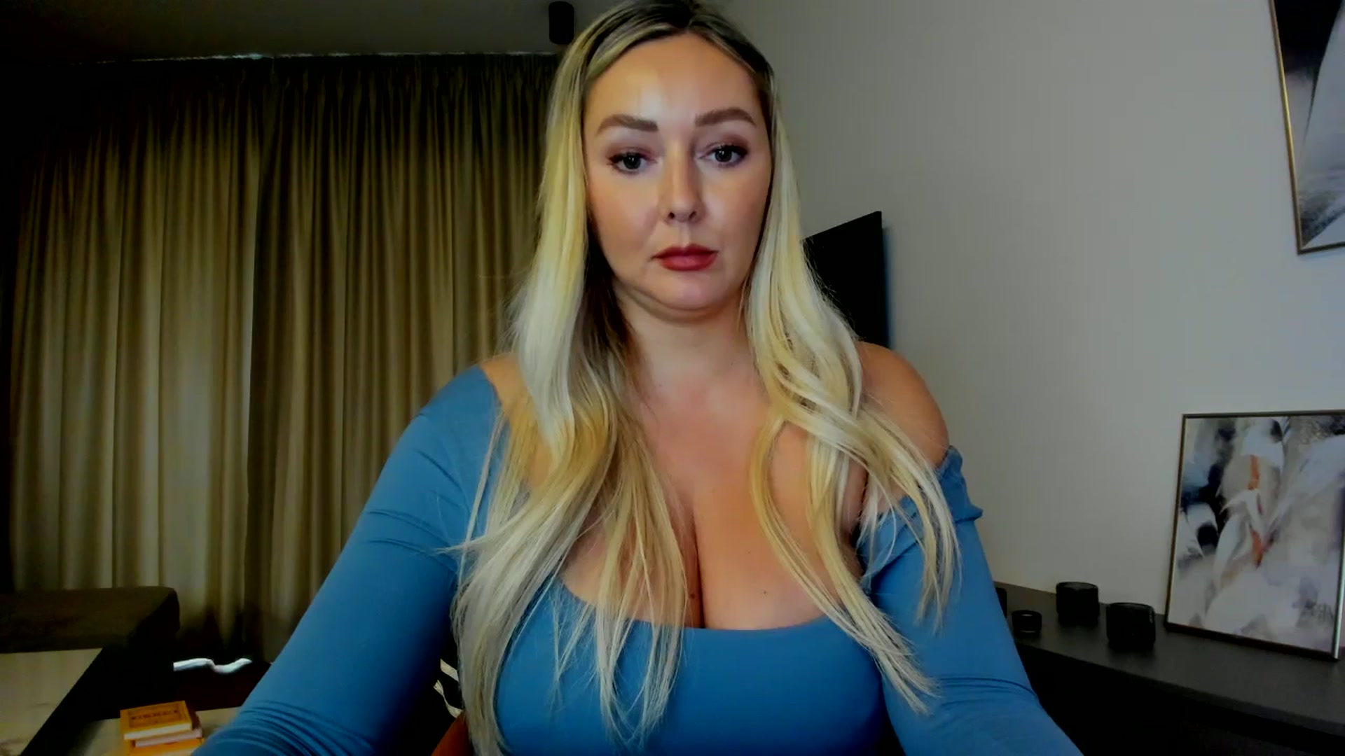 Gallery image thumbnail from Mi_Ha's myfreecams stream on, 07/22/2025, 14:02 image 5 of 20
