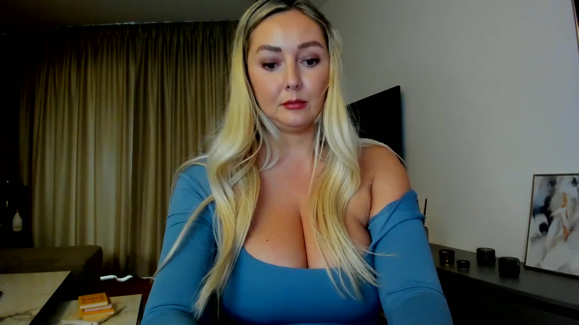 Gallery image thumbnail from Mi_Ha's myfreecams stream on, 07/22/2025, 14:02 image 13 of 20