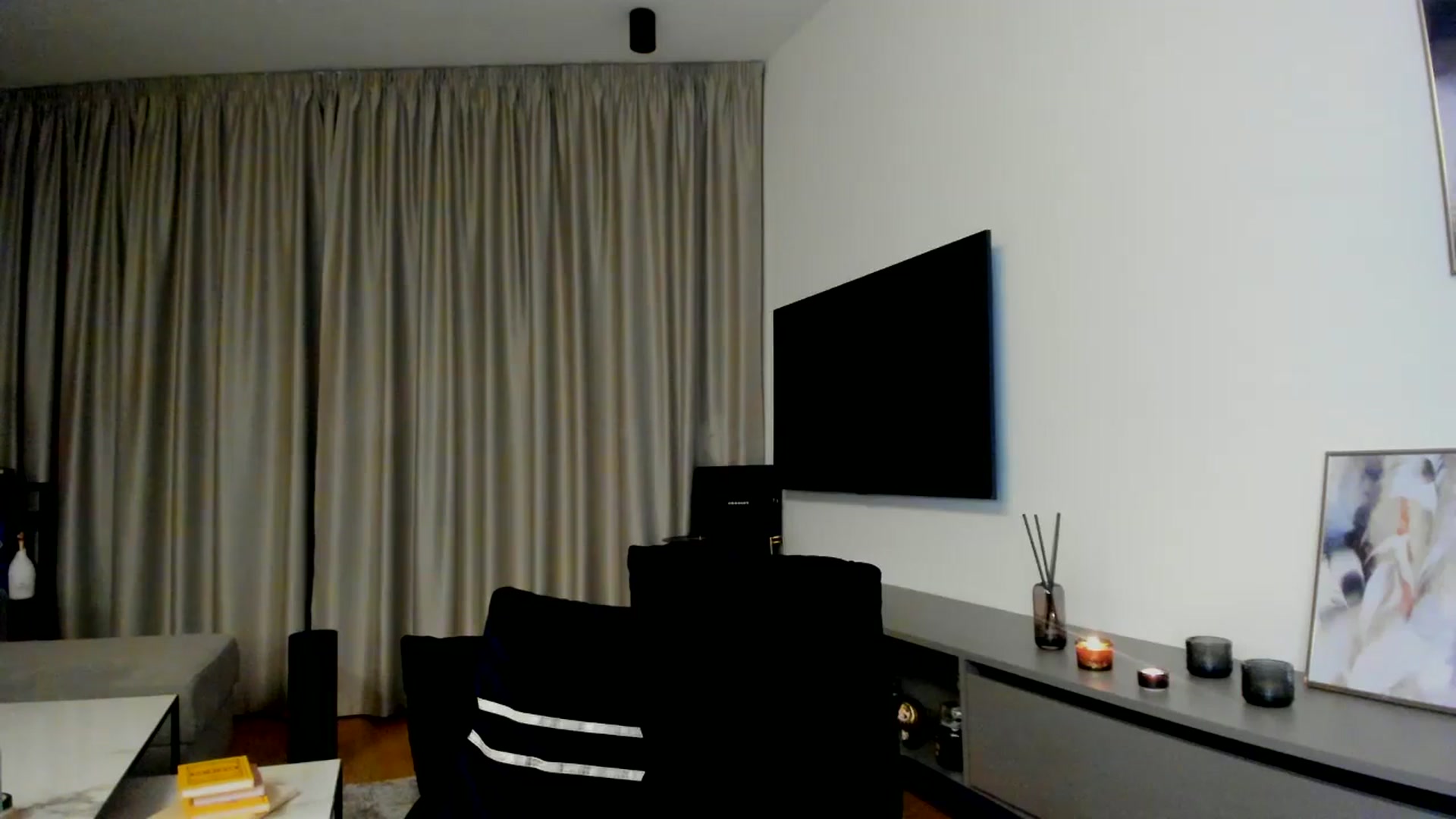 Gallery image thumbnail from Mi_Ha's myfreecams stream on, 07/22/2025, 21:16 image 7 of 20