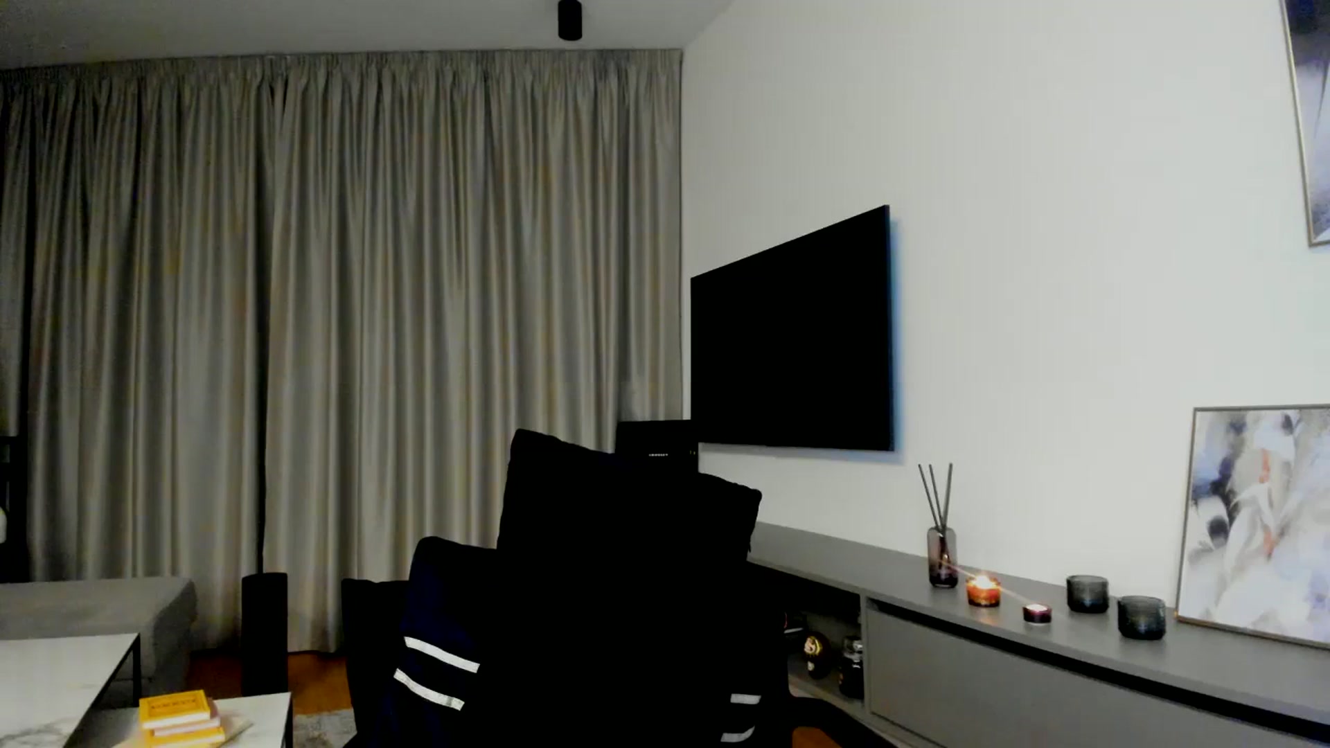 Gallery image thumbnail from Mi_Ha's myfreecams stream on, 07/22/2025, 21:16 image 9 of 20