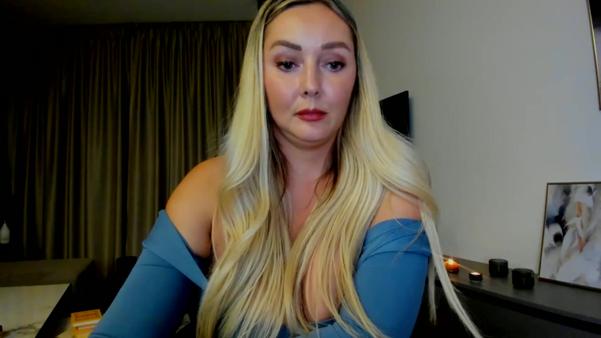 Gallery image thumbnail from Mi_Ha's myfreecams stream on, 07/22/2025, 21:16 image 16 of 20