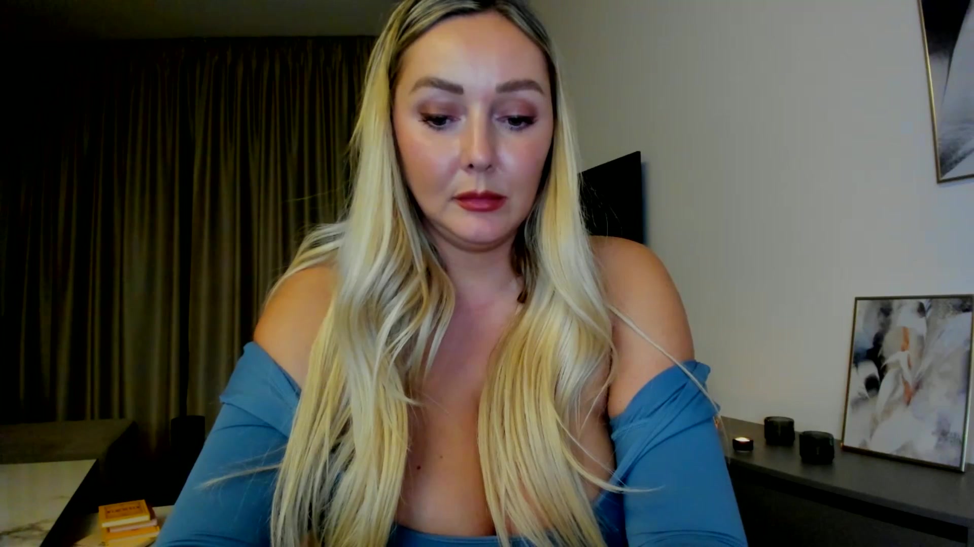 Gallery image thumbnail from Mi_Ha's myfreecams stream on, 07/22/2025, 21:16 image 19 of 20