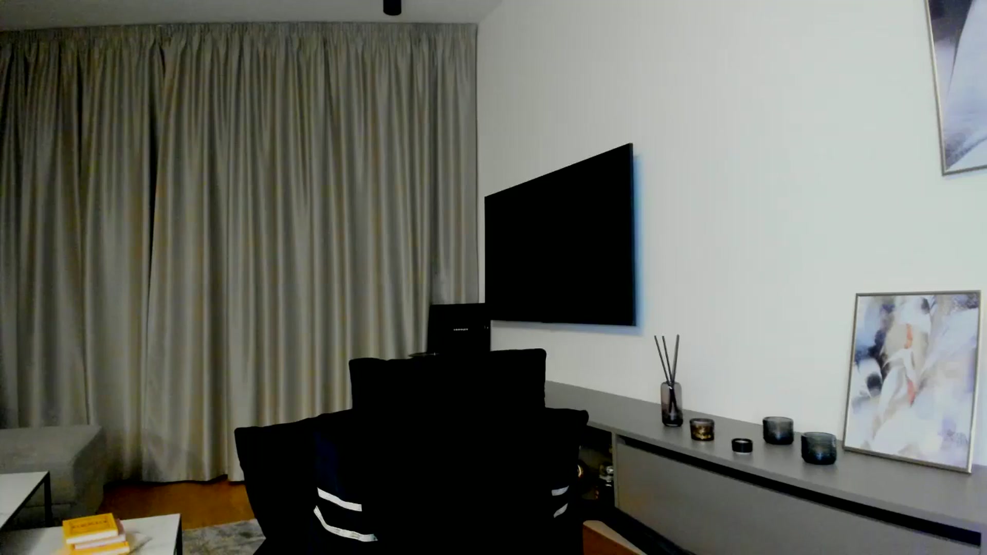 Gallery image thumbnail from Mi_Ha's myfreecams stream on, 07/23/2025, 21:22 image 5 of 20