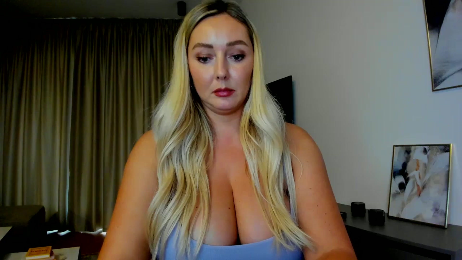 Gallery image thumbnail from Mi_Ha's myfreecams stream on, 07/24/2025, 15:38 image 10 of 20