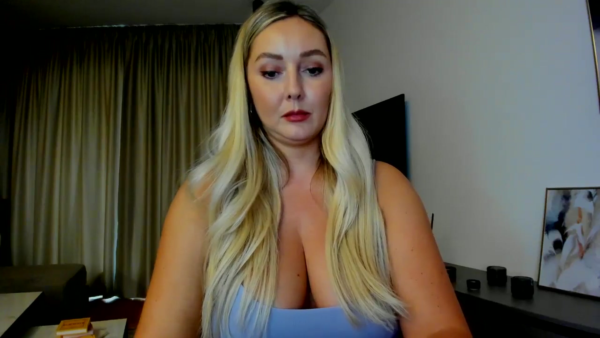 Gallery image thumbnail from Mi_Ha's myfreecams stream on, 07/24/2025, 15:38 image 2 of 20