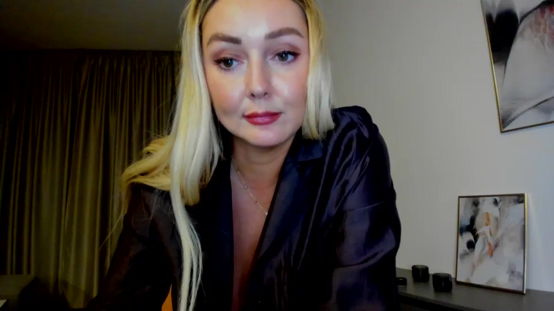 Gallery image thumbnail from Mi_Ha's myfreecams stream on, 07/26/2025, 24:11 image 19 of 20