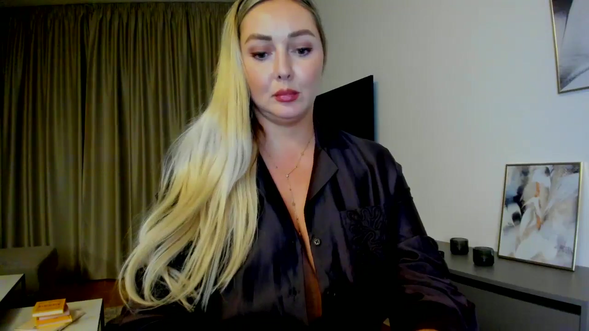 Gallery image thumbnail from Mi_Ha's myfreecams stream on, 07/26/2025, 24:11 image 8 of 20