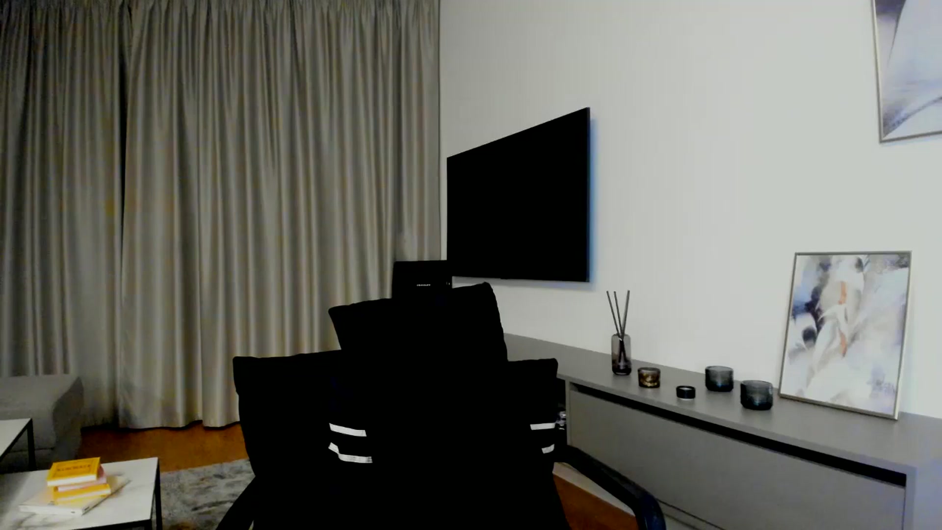 Gallery image thumbnail from Mi_Ha's myfreecams stream on, 07/26/2025, 01:45 image 9 of 20