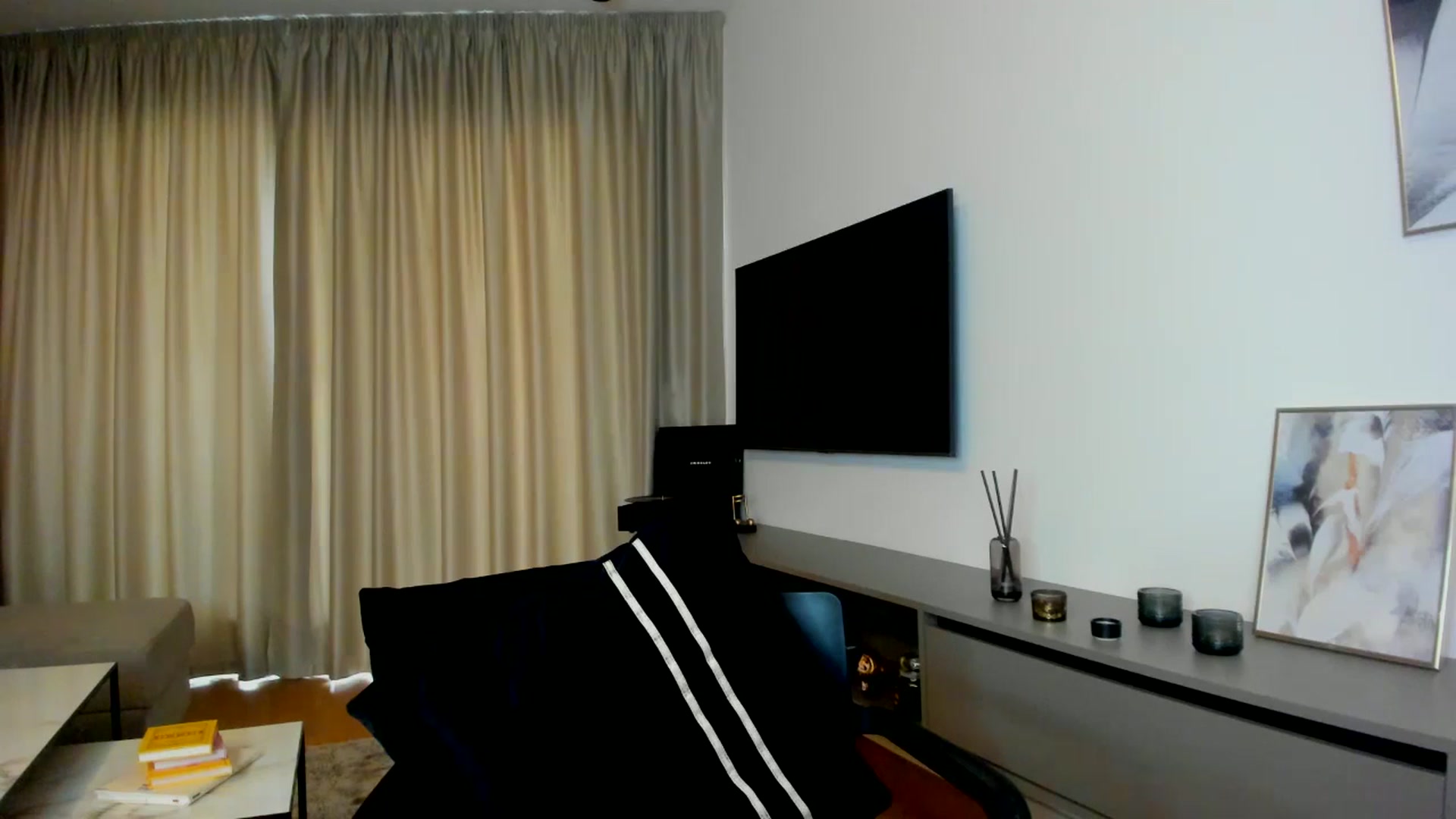 Gallery image thumbnail from Mi_Ha's myfreecams stream on, 07/26/2025, 13:56 image 17 of 20