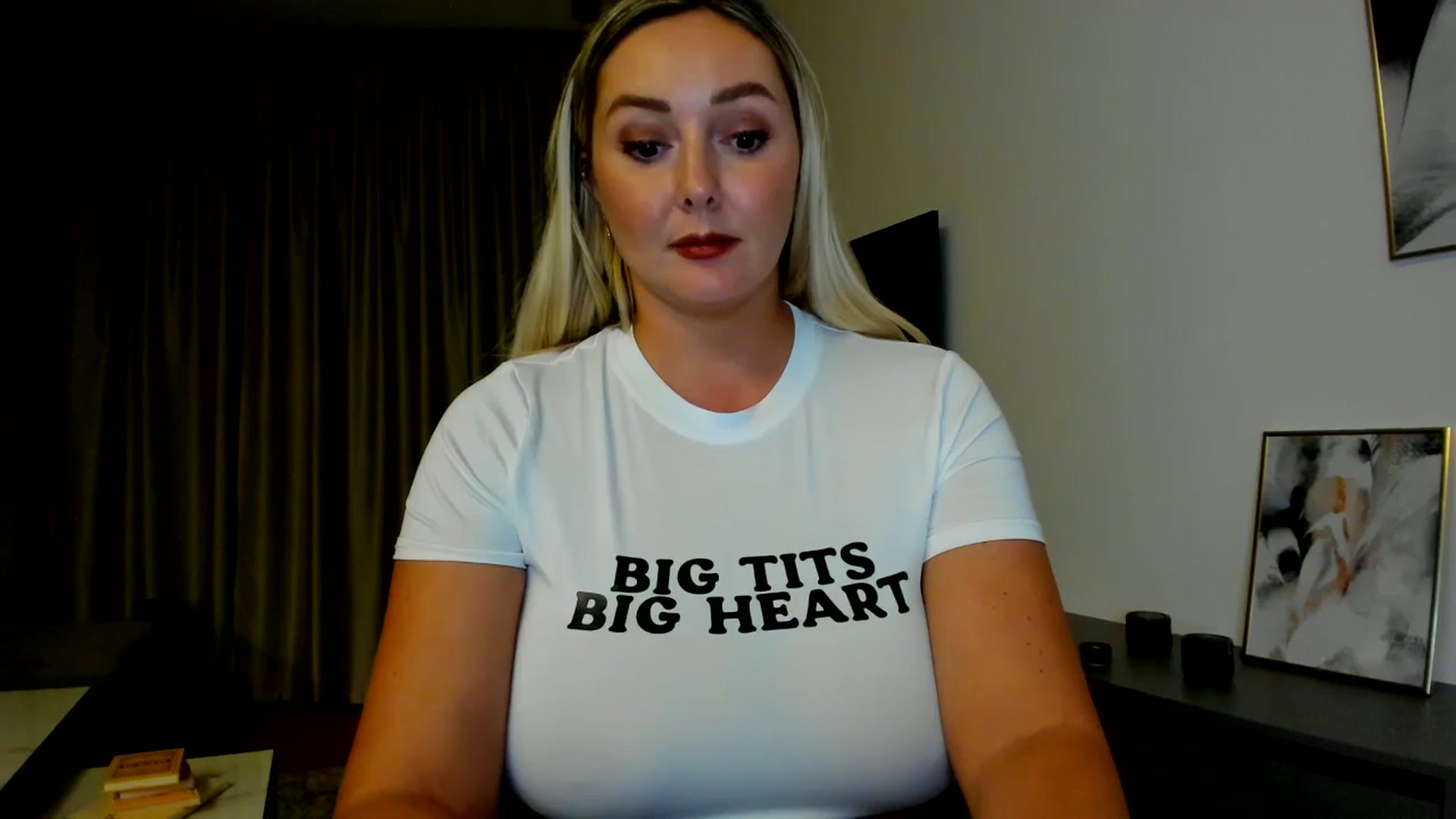 Gallery image thumbnail from Mi_Ha's myfreecams stream on, 07/26/2025, 21:43 image 12 of 20