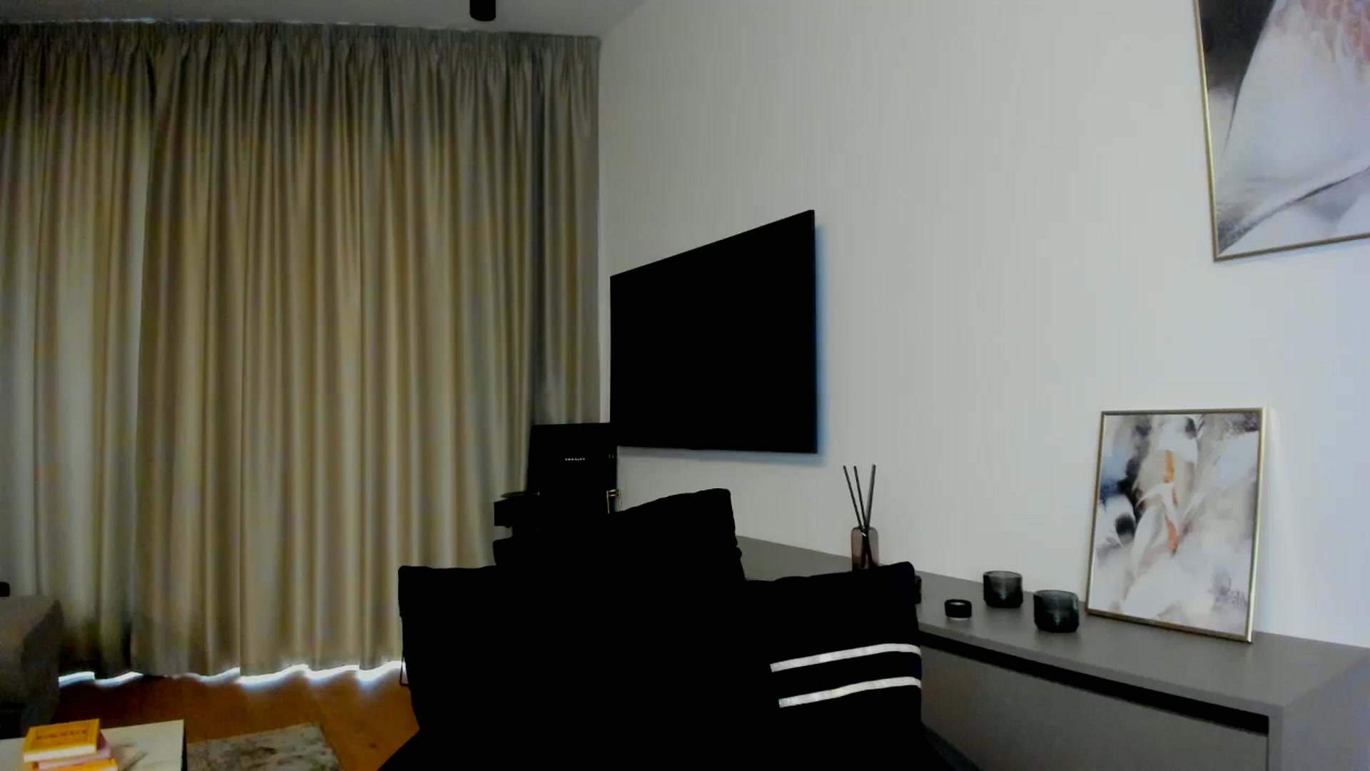 Gallery image thumbnail from Mi_Ha's myfreecams stream on, 07/30/2025, 16:29 image 1 of 20