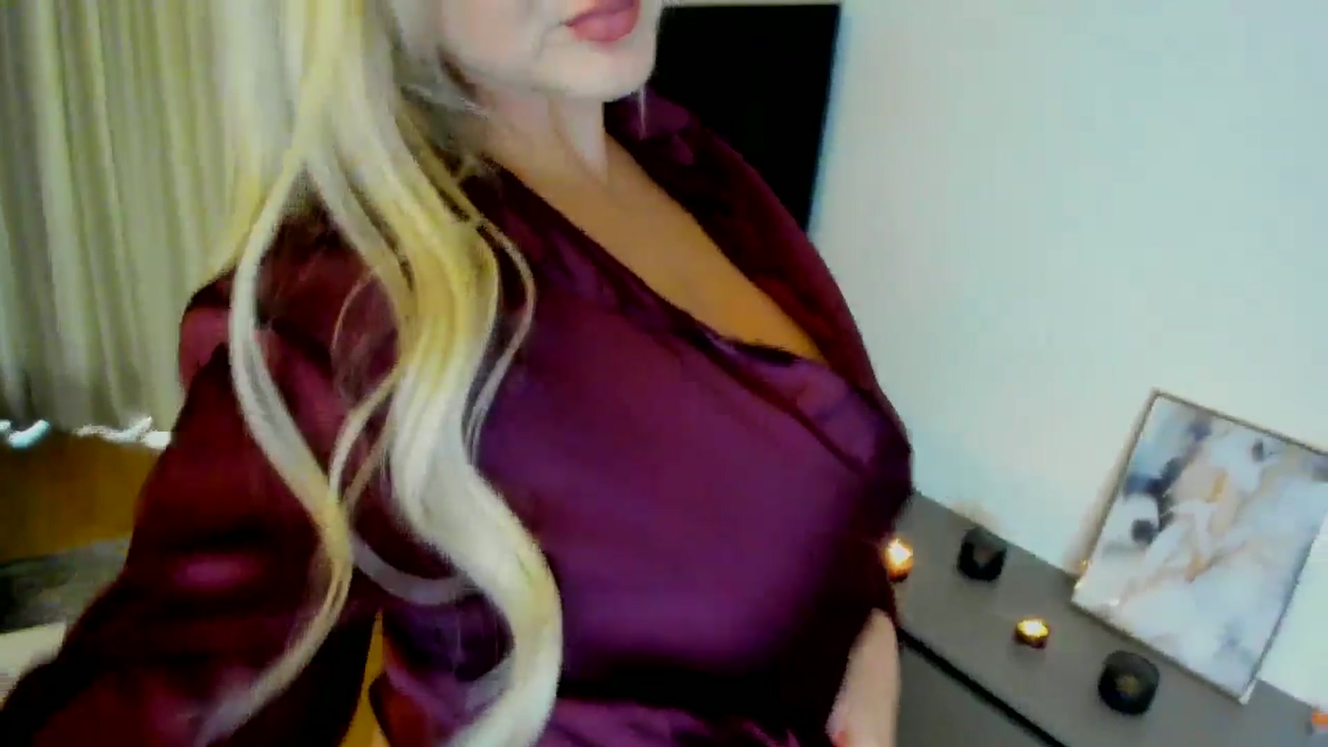 Gallery image thumbnail from Mi_Ha's myfreecams stream on, 07/31/2025, 13:43 image 14 of 20
